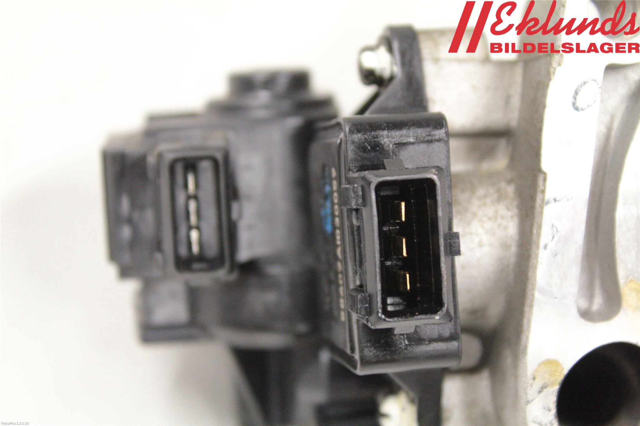 Kia CARNIVAL Injspjällhus