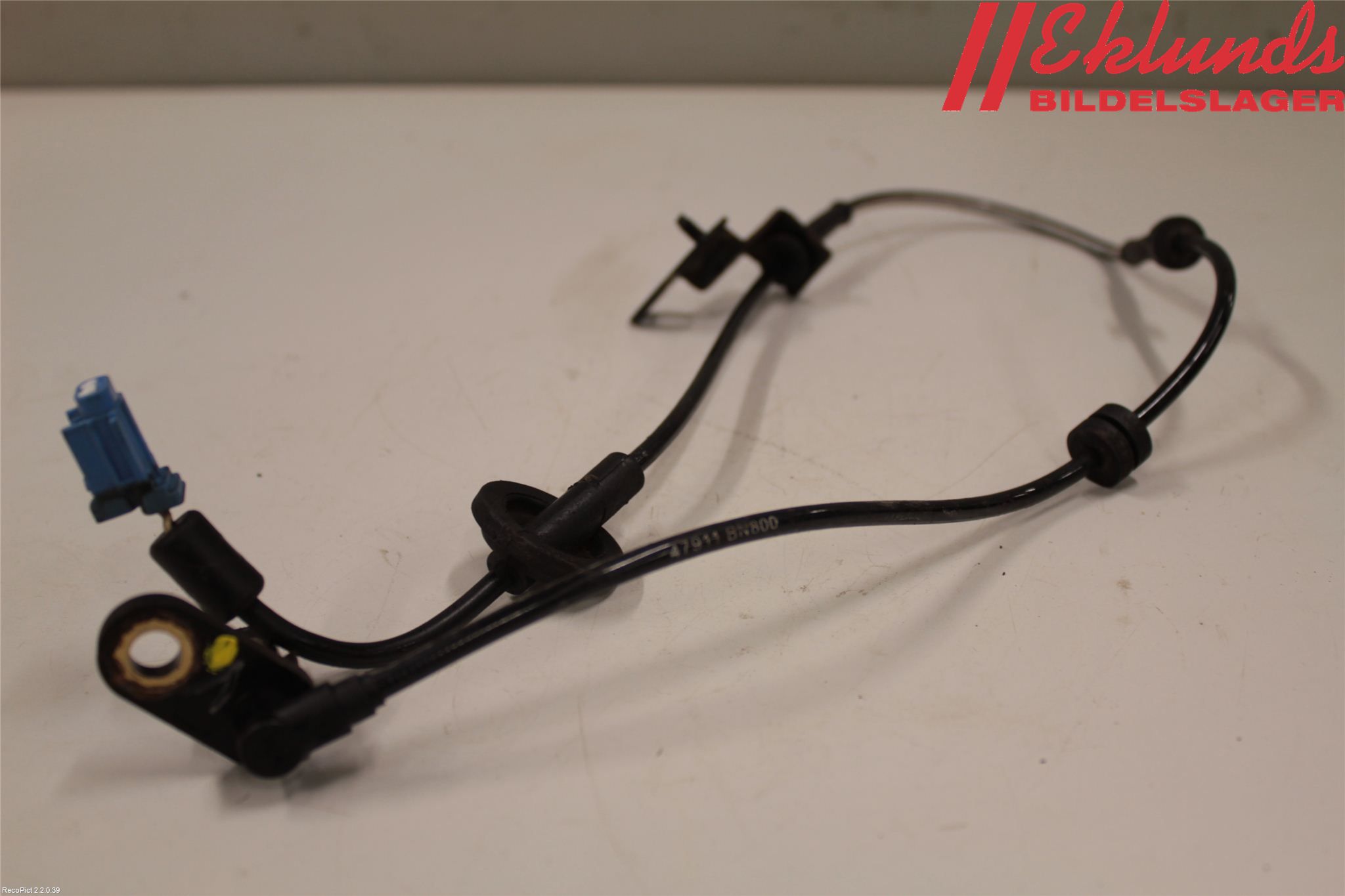 Nissan ALMERA    00-06 Abs Sensor
