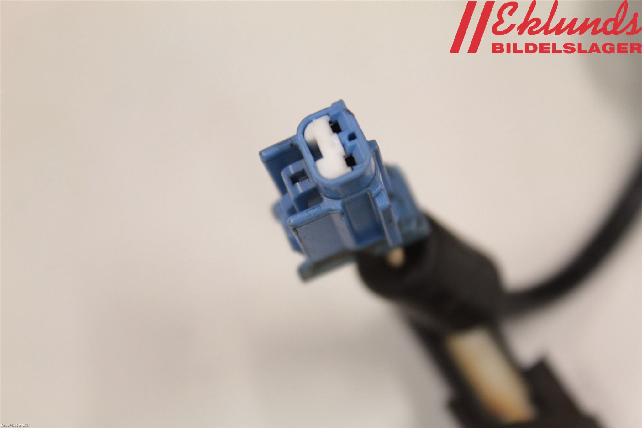 Nissan ALMERA    00-06 Abs Sensor