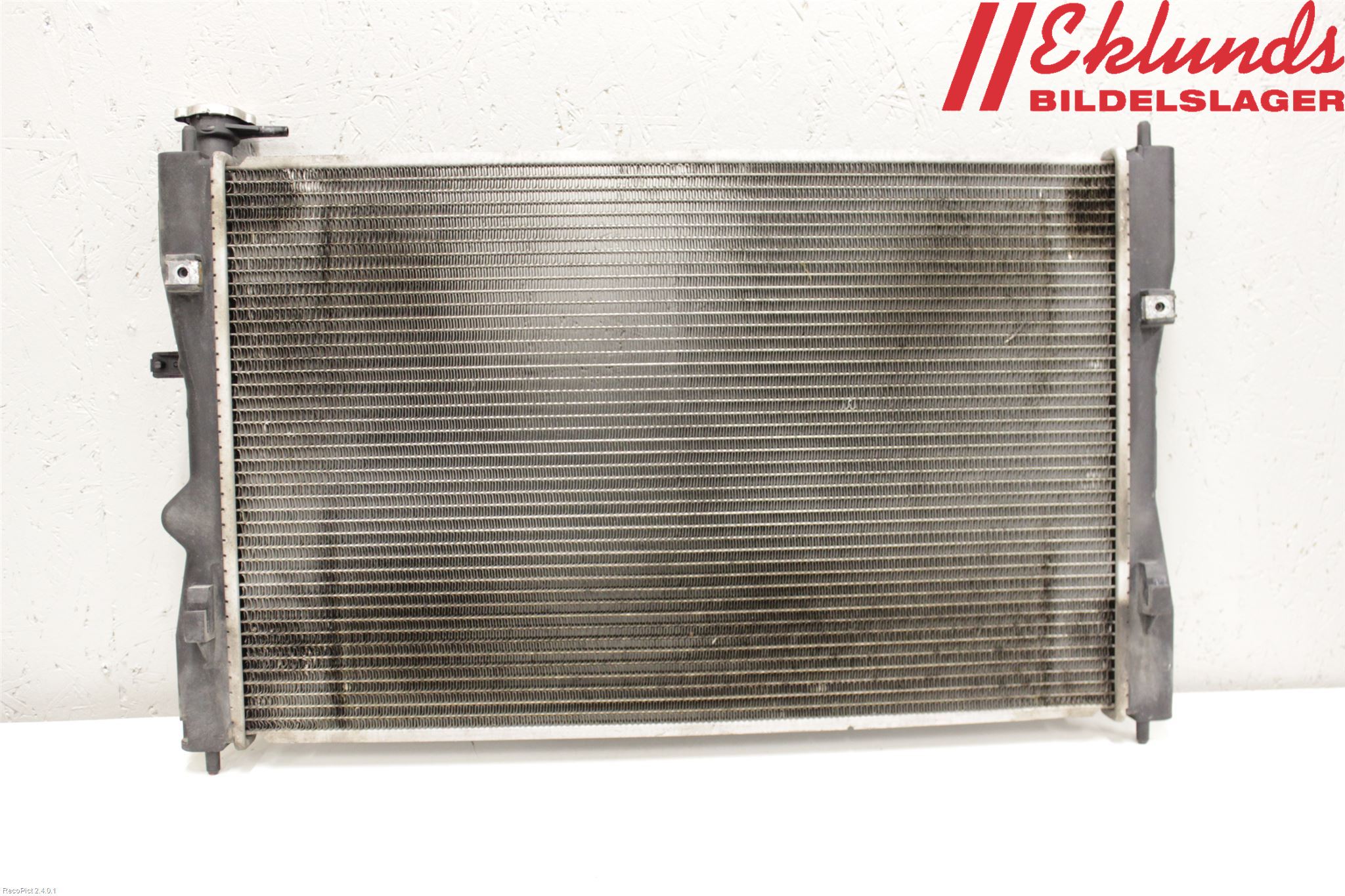 Mitsubishi COLT 09-13 Kylare Man