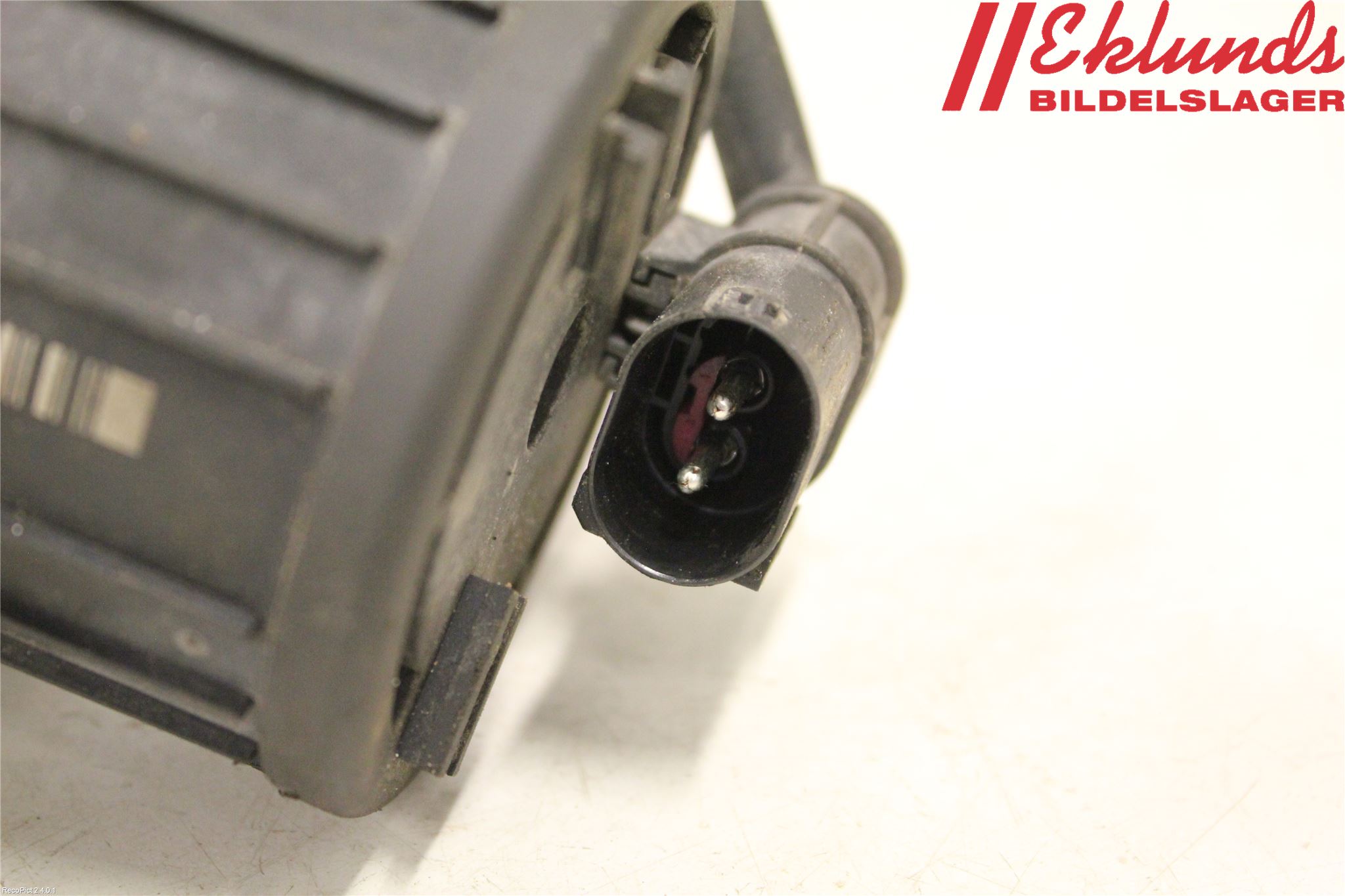 BMW 5 E60/61 Sed/Tou 02-10 Luftpump-Avgasrening