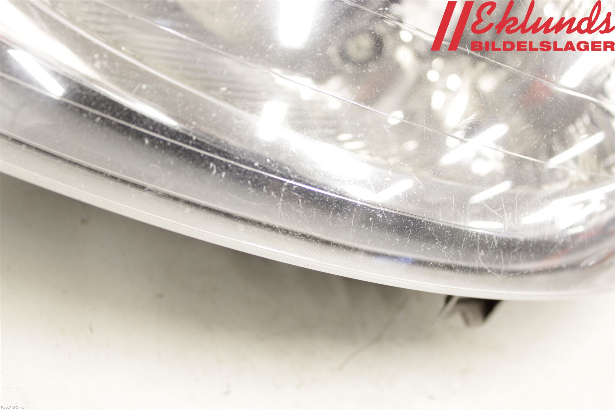 Renault TRAFIC   02-14 Strålkastare Vänster