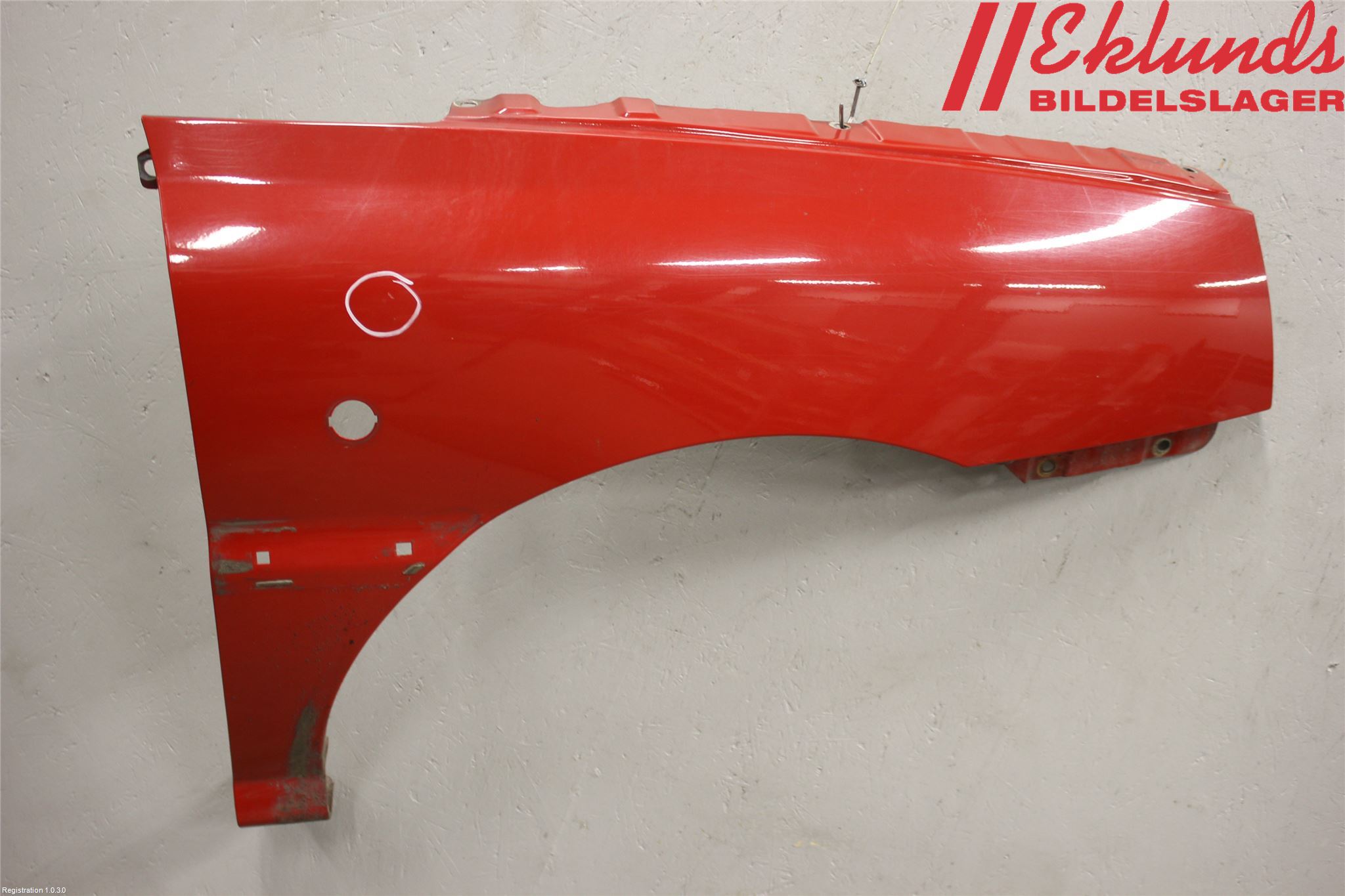 Kia RIO           01-05 Skärm Fram Höger