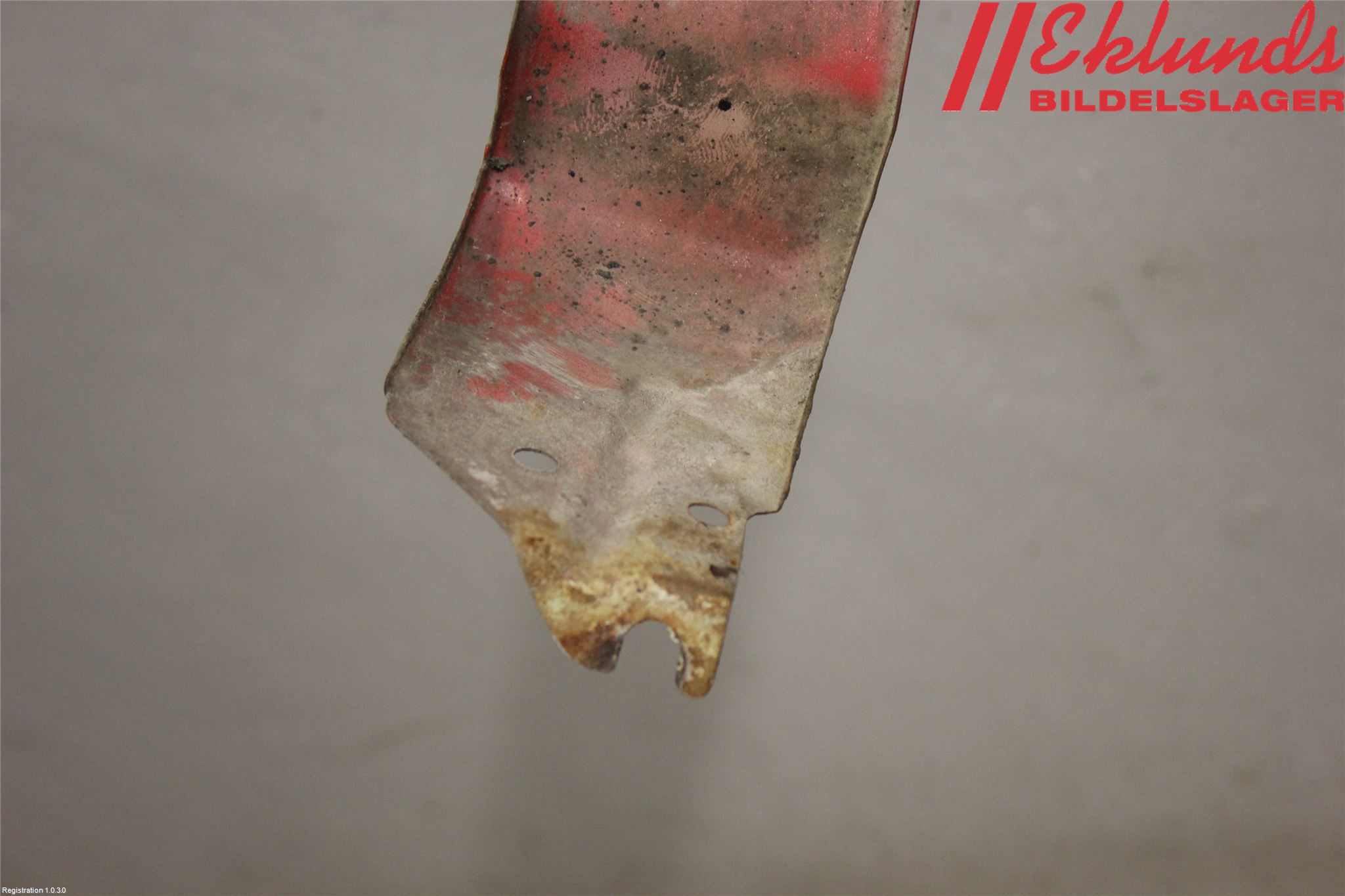 Kia RIO           01-05 Skärm Fram Höger