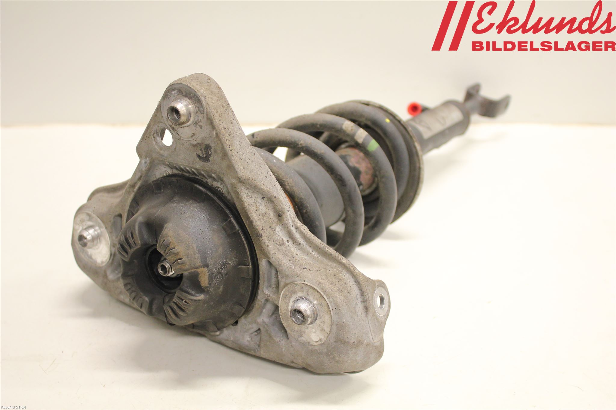 Audi A4/S4 05-07 Fjäderben Fram Höger