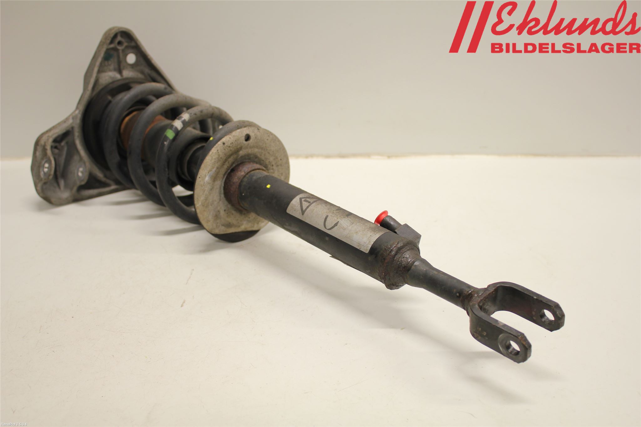 Audi A4/S4 05-07 Fjäderben Fram Höger