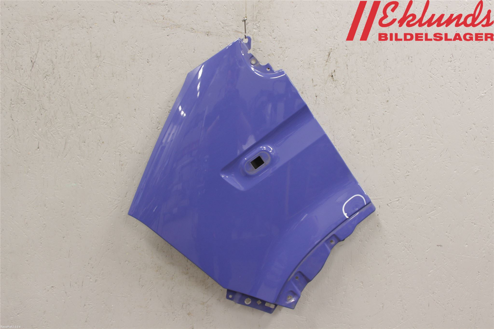 Renault MASTER III  04-10 Skärm Fram Vänster