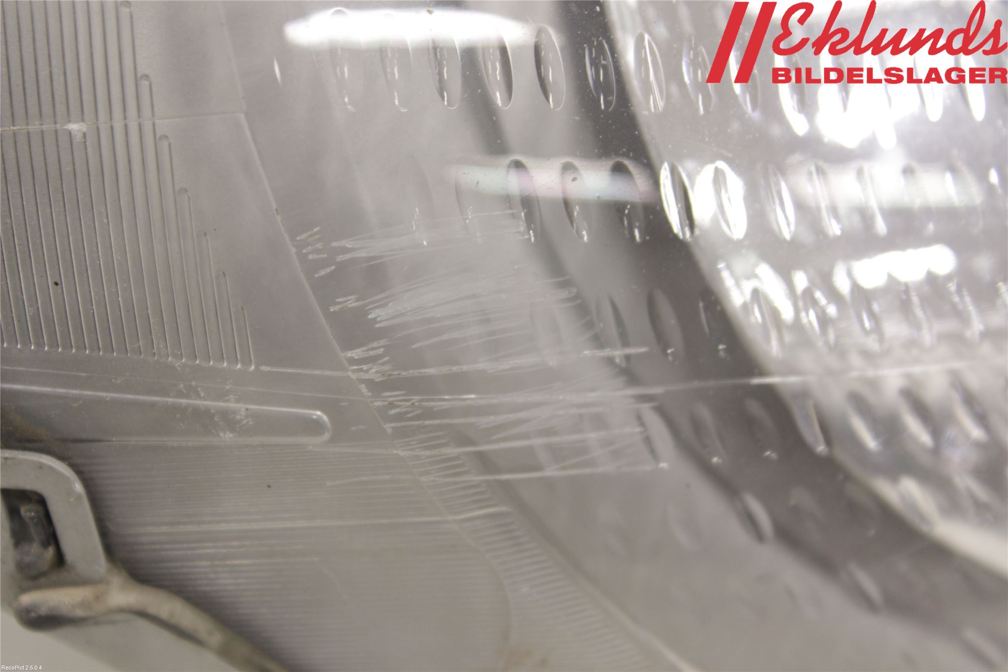 Opel VIVARO 01-14 Strålkastare Höger