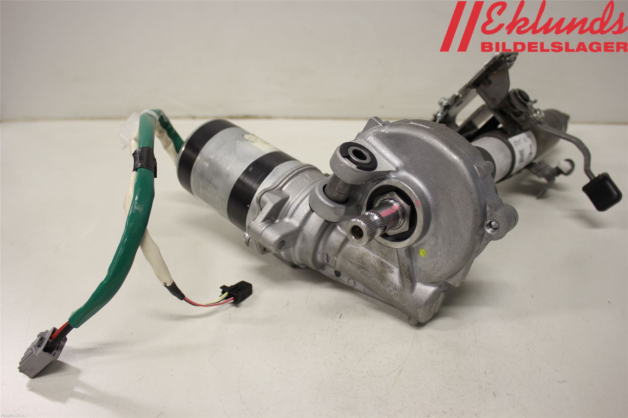 Toyota YARIS XP130 12-14 Styrservo Pump Elektrisk