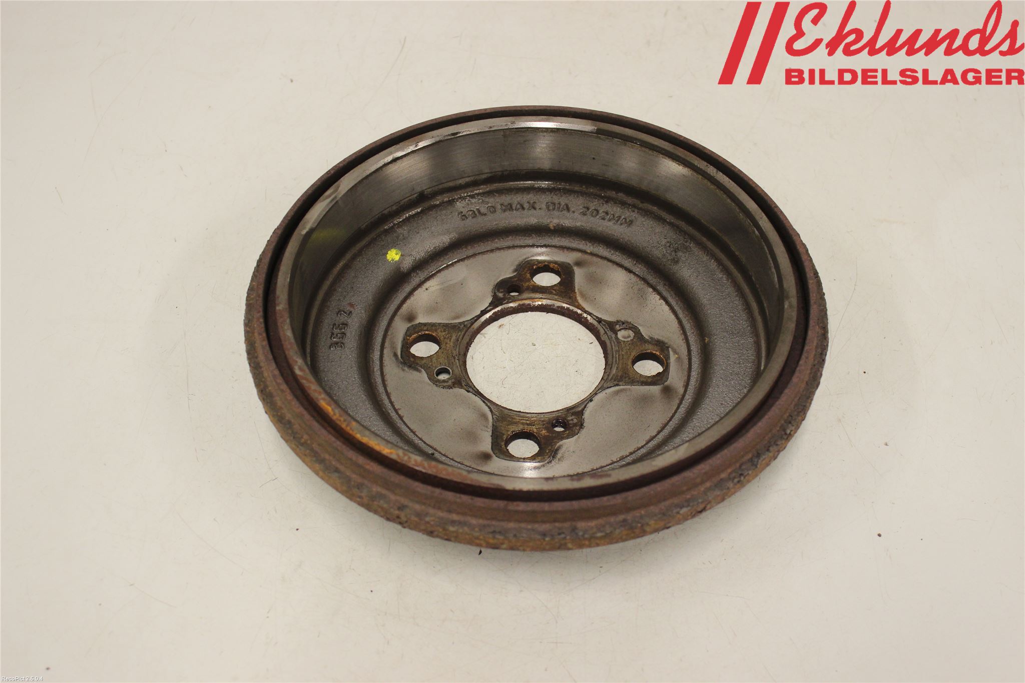 Suzuki SWIFT 11-16 Bromstrumma Bak