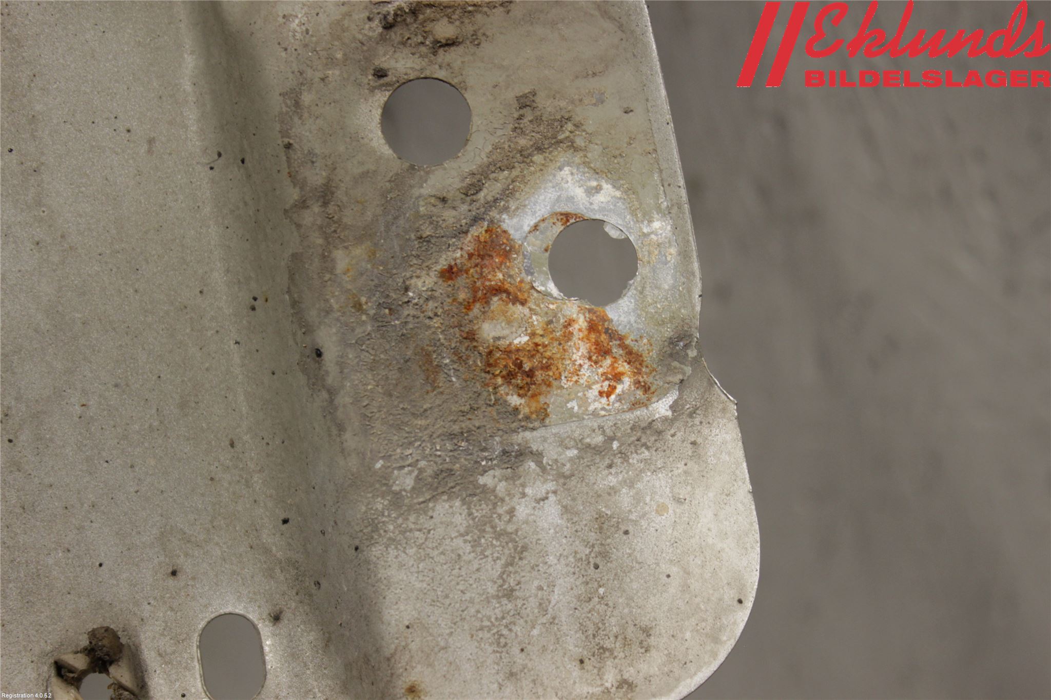 Ford TRANSIT CONNECT 03-08 Skärm Fram Vänster