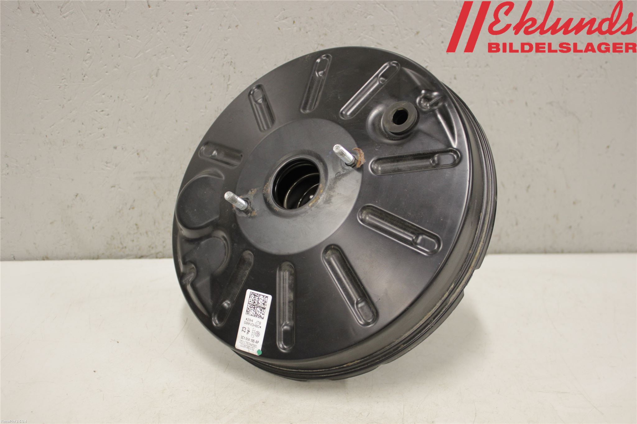 Volkswagen VW PASSAT 11-14 Bromsservo