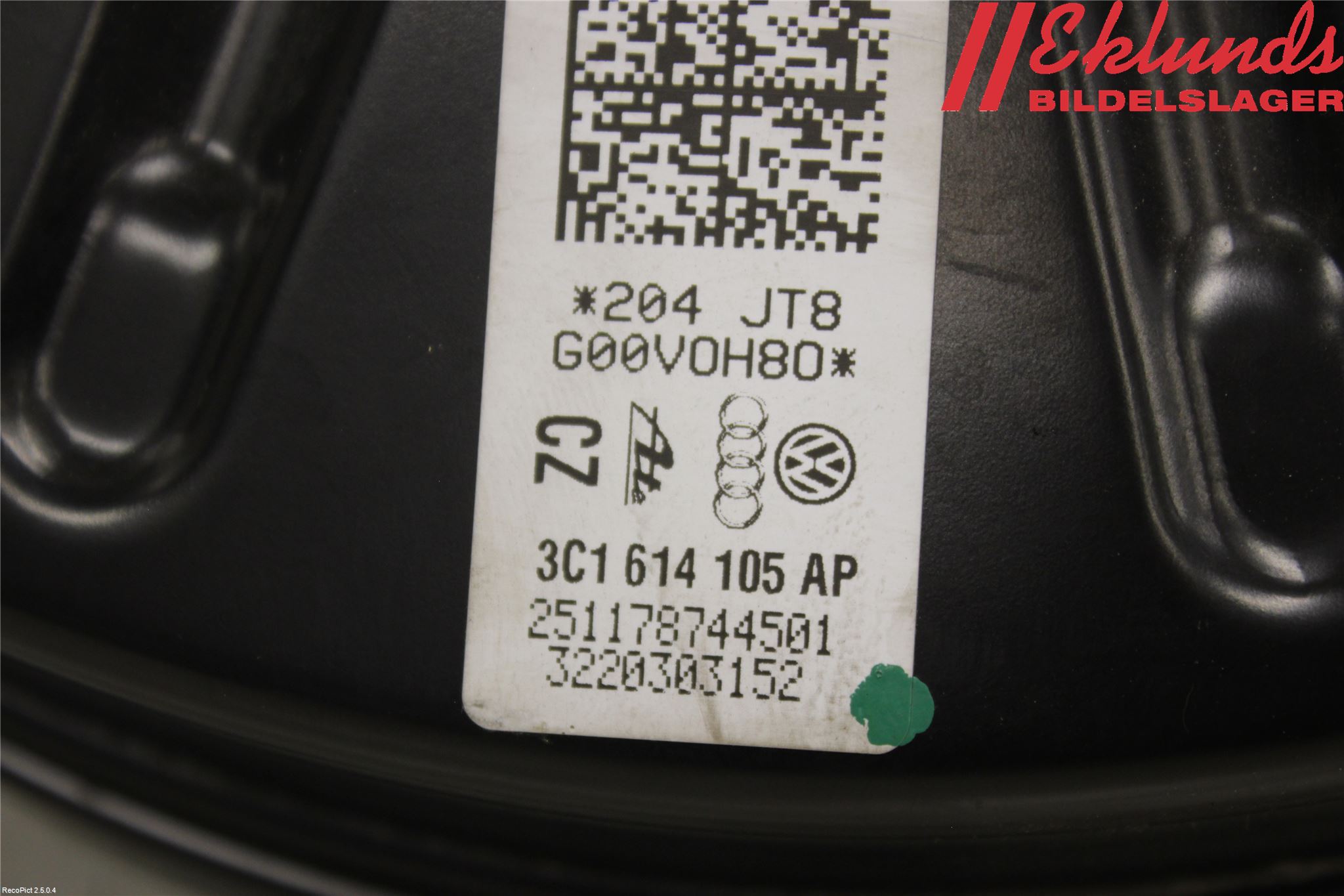 Volkswagen VW PASSAT 11-14 Bromsservo