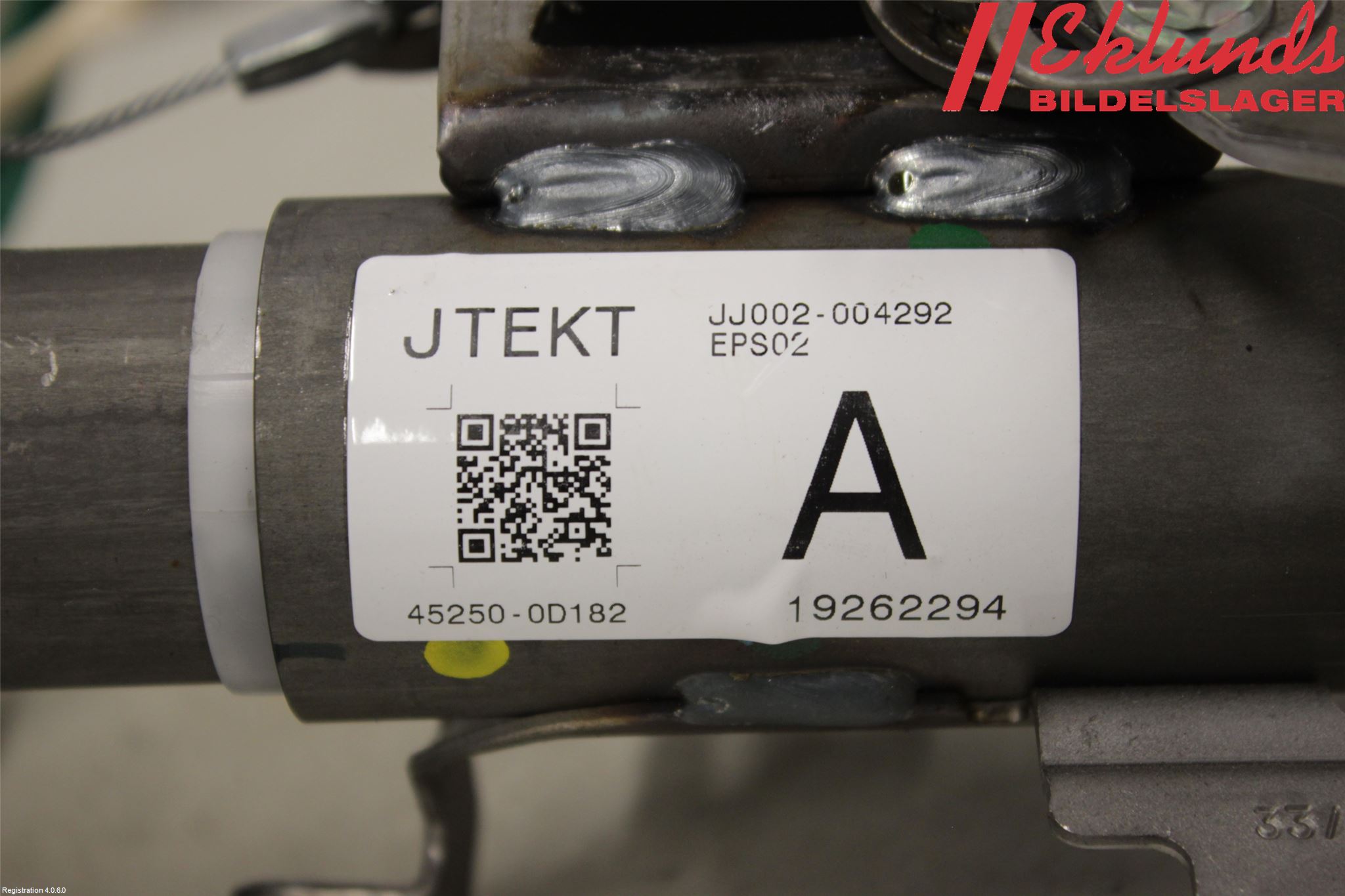 Toyota YARIS XP130 12-14 Rattaxelagg Justerbart