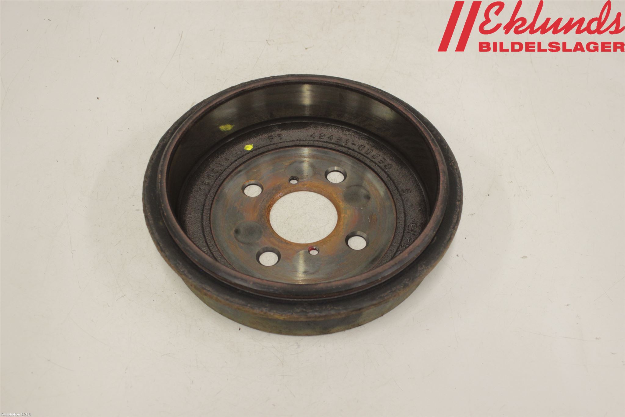 Toyota YARIS XP130 12-14 Bromstrumma Bak