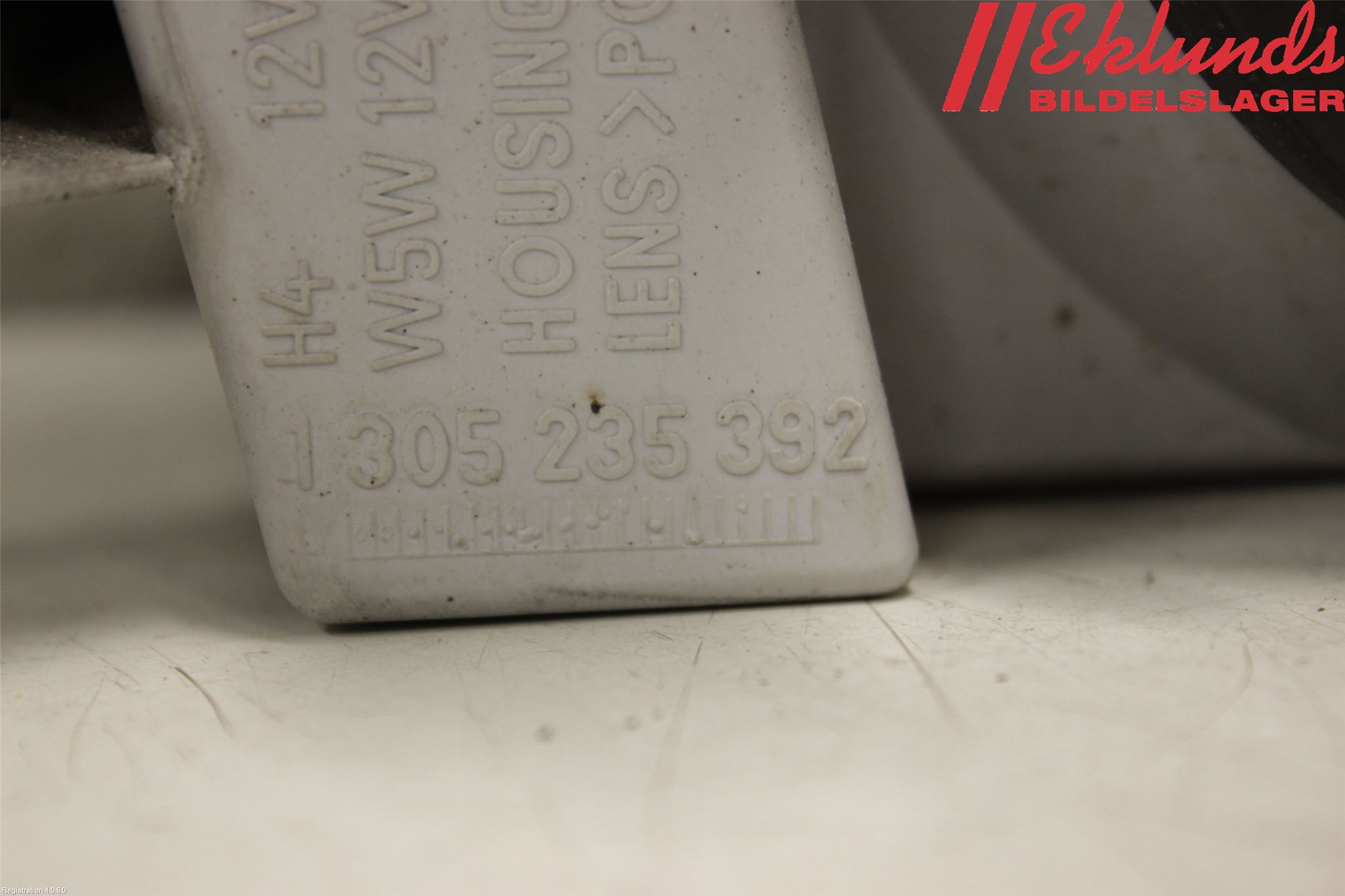 Mazda 323 F 99-03 Strålkastare Vänster