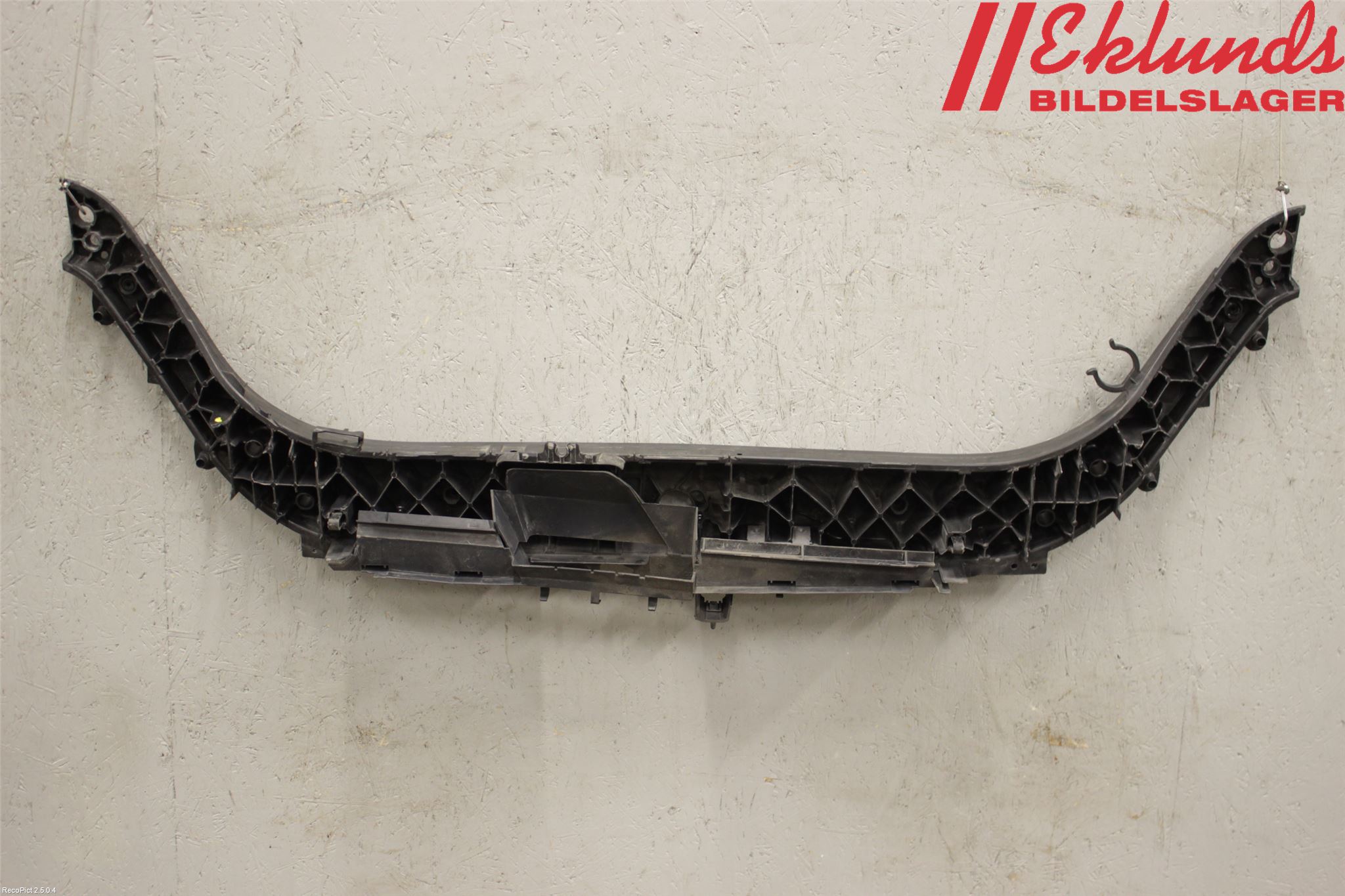 Renault SCÉNIC/GRAND 07-09 Front Huvlåsplåt-Balk