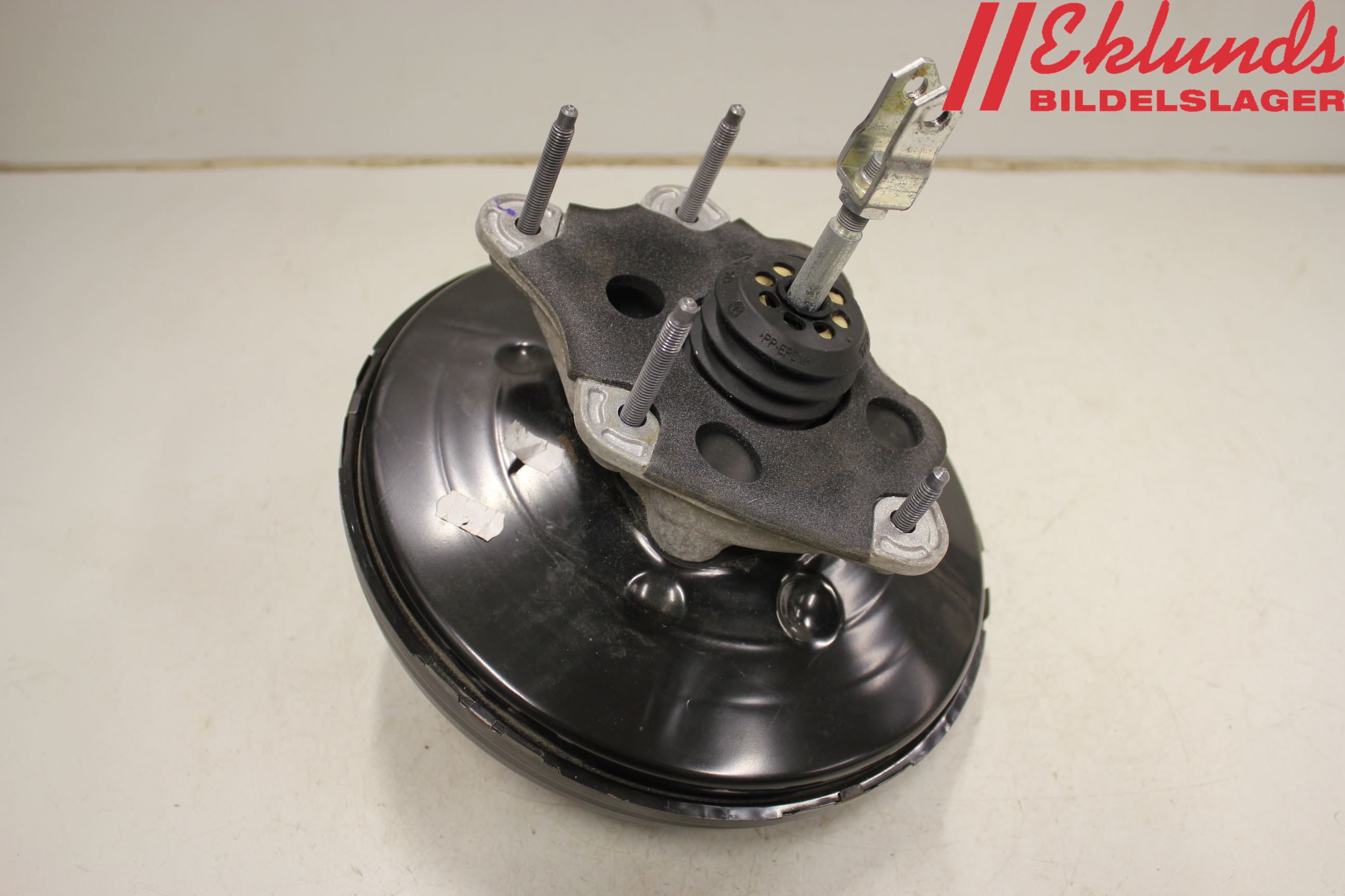 Nissan JUKE 10-14 Bromsservo