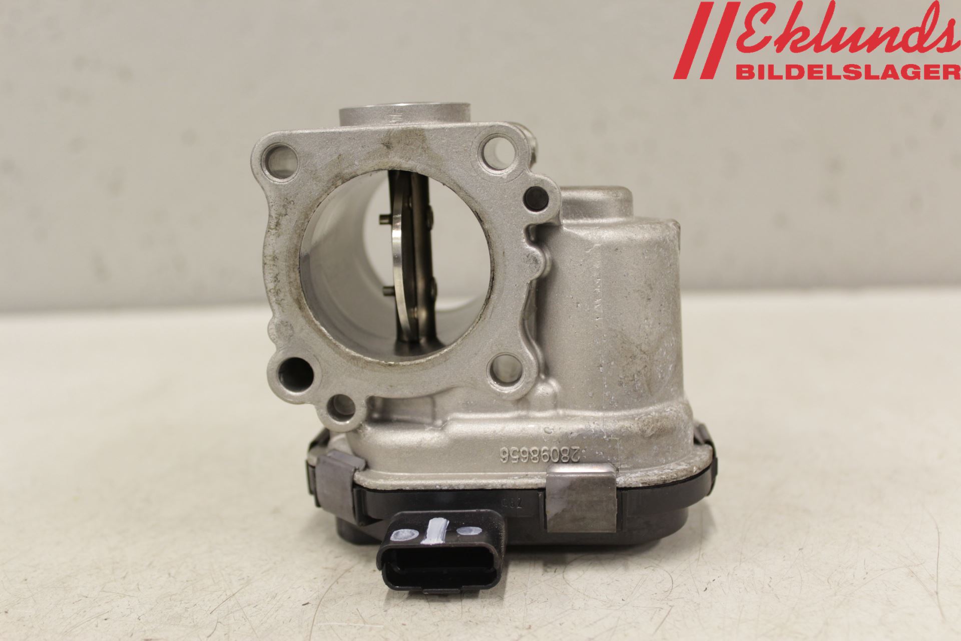 Peugeot 2008 13-20 Injspjällhus