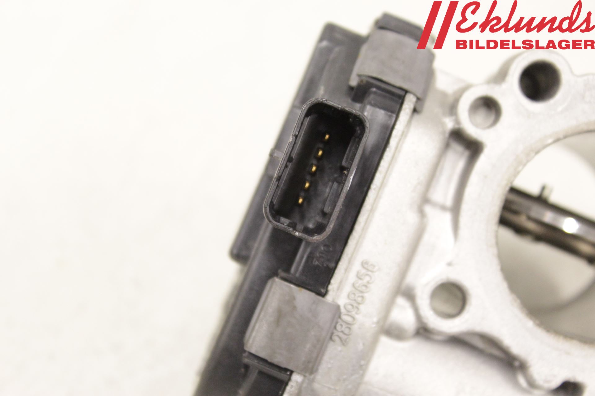 Peugeot 2008 13-20 Injspjällhus