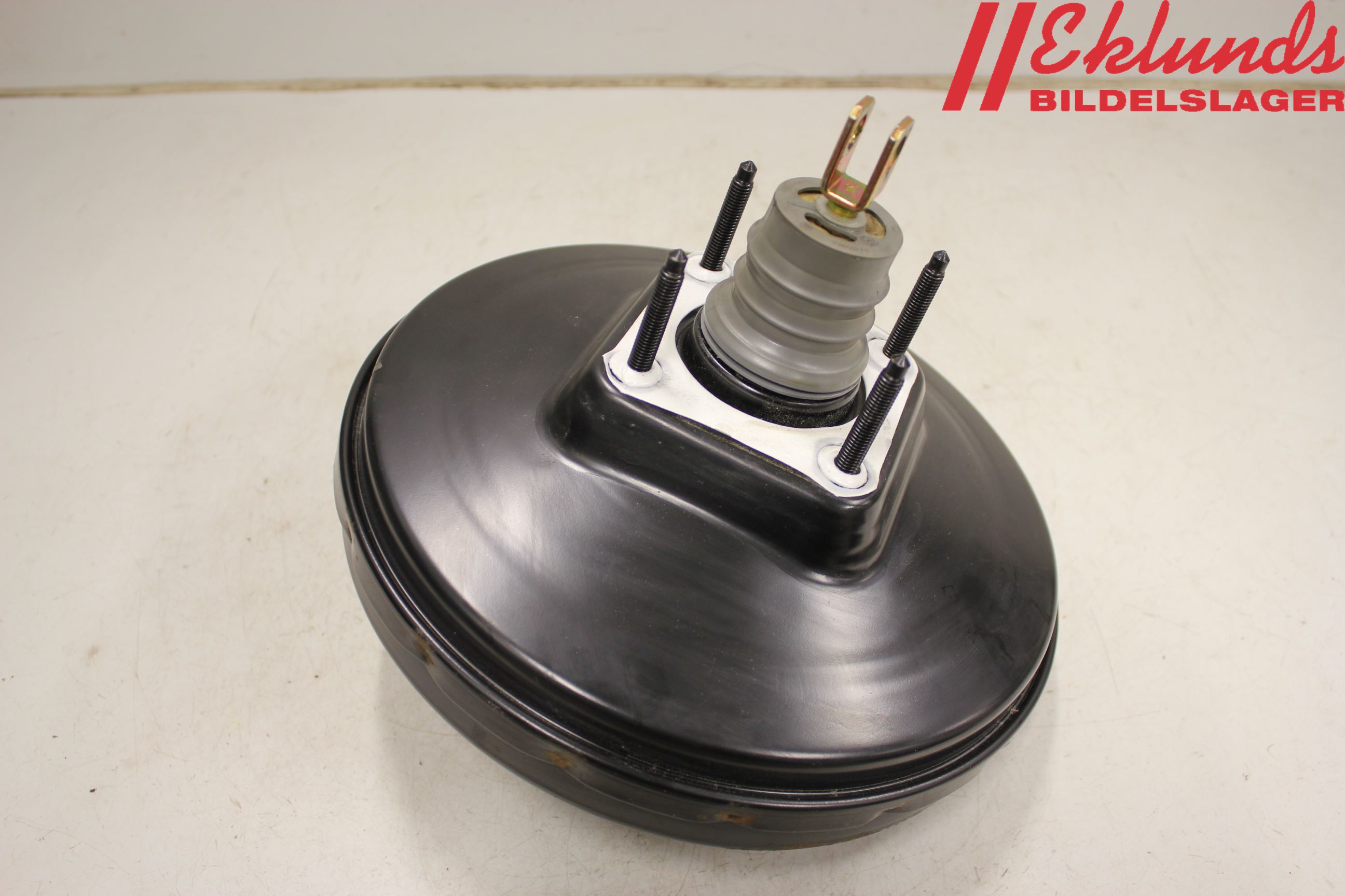 Ford FOCUS     04-07 Bromsservo