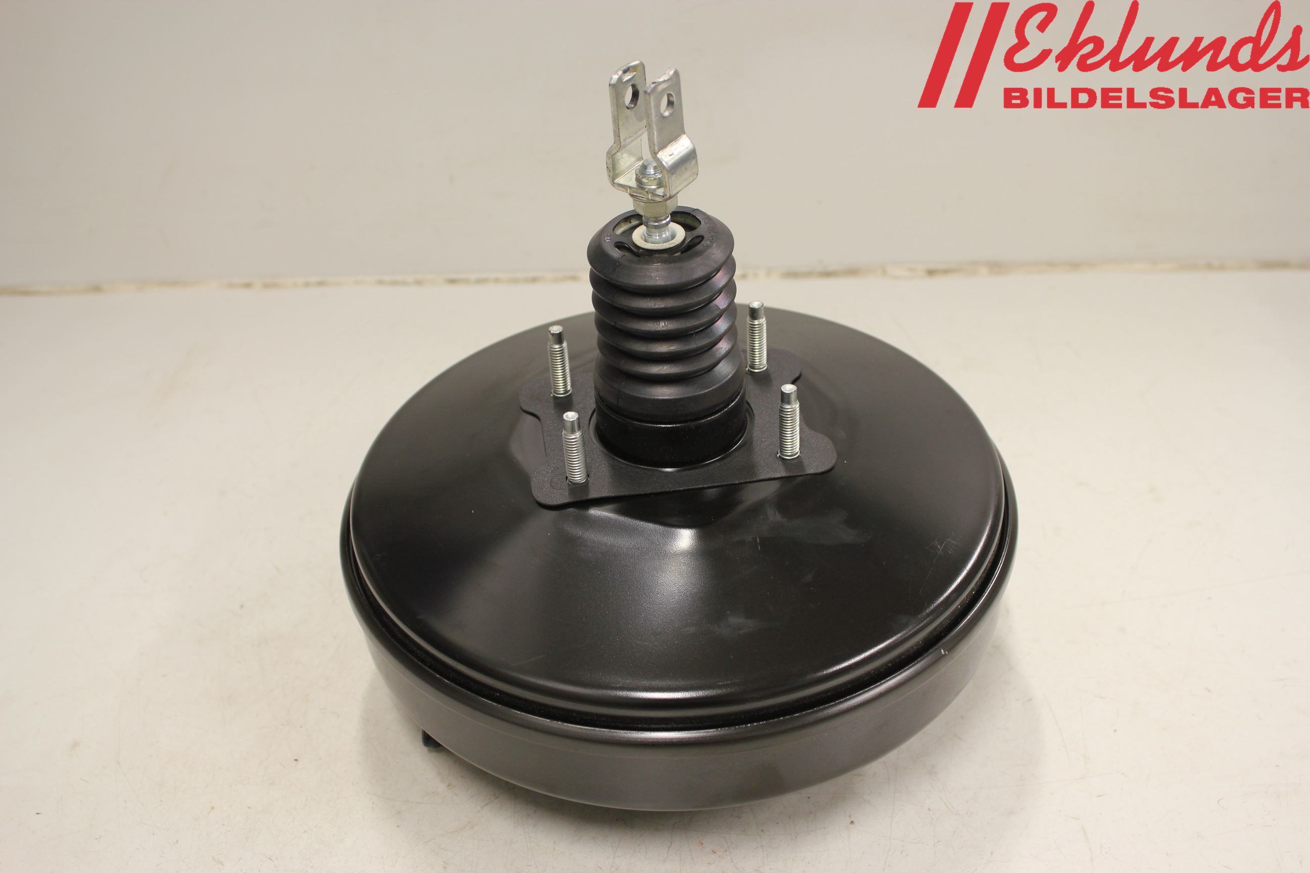 Toyota AURIS 13-19 Bromsservo