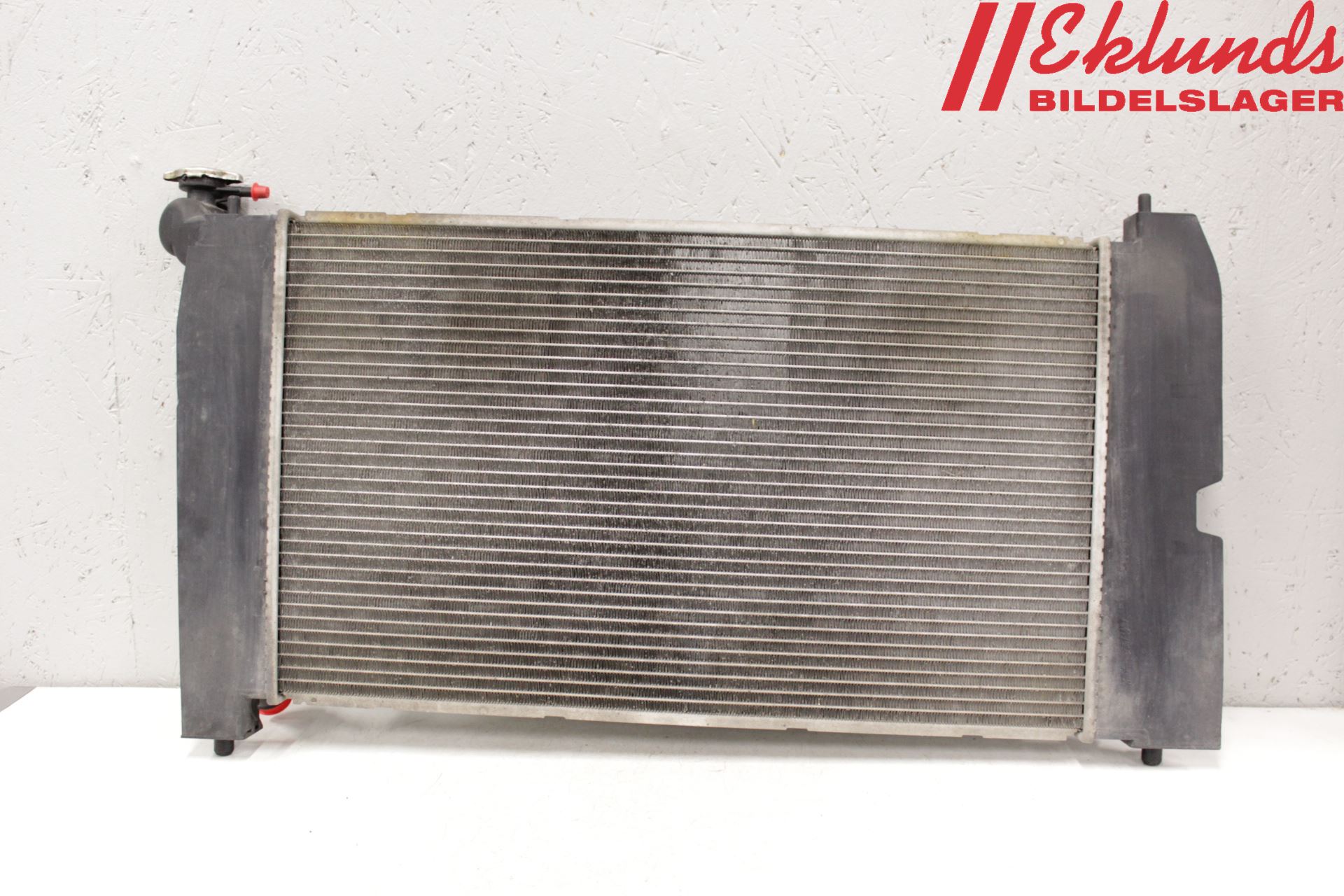 Toyota COROLLA VERSO 04-07 Kylare Man