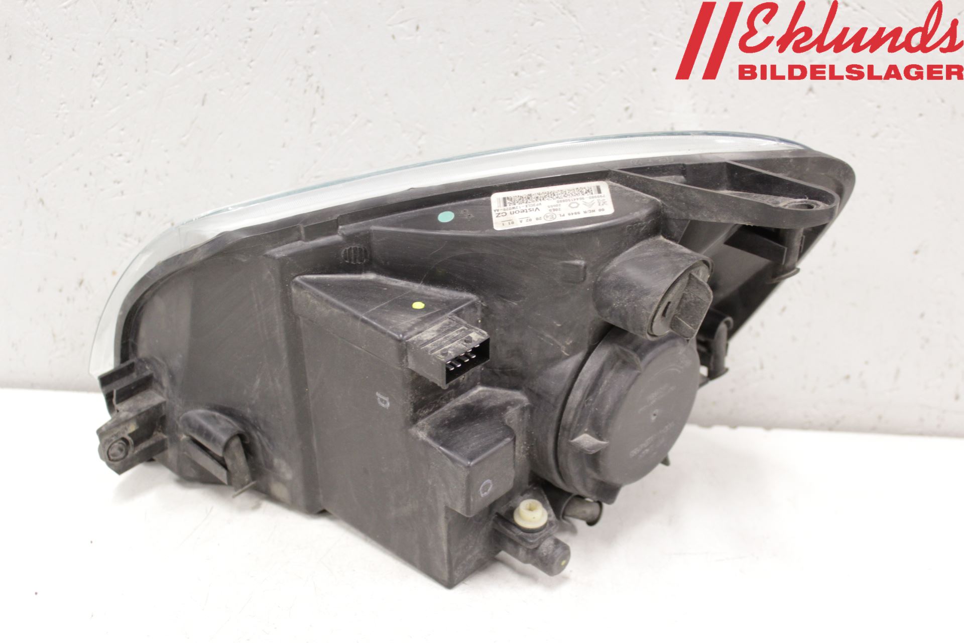 Peugeot PARTNER   03-08 Strålkastare Höger