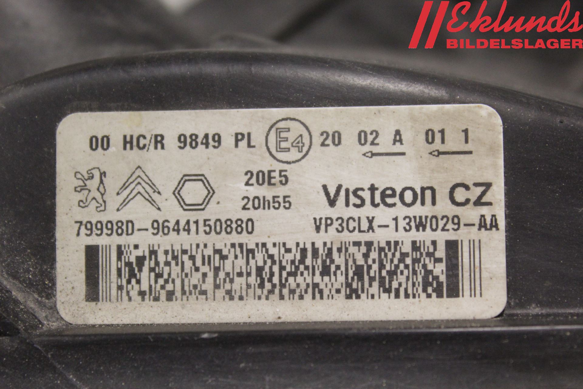 Peugeot PARTNER   03-08 Strålkastare Höger