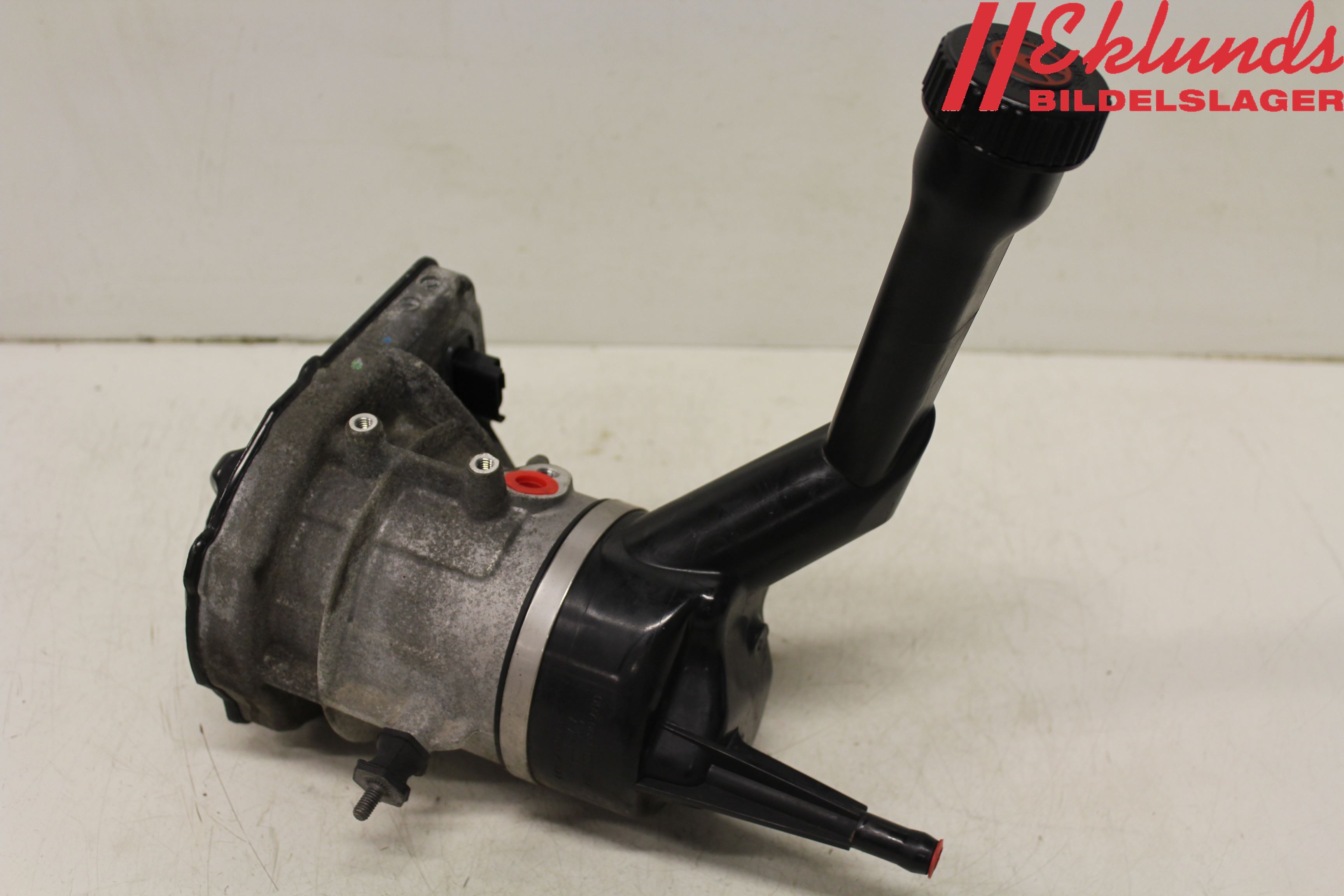 Peugeot 308 08-13 Styrservo Pump Elektrisk