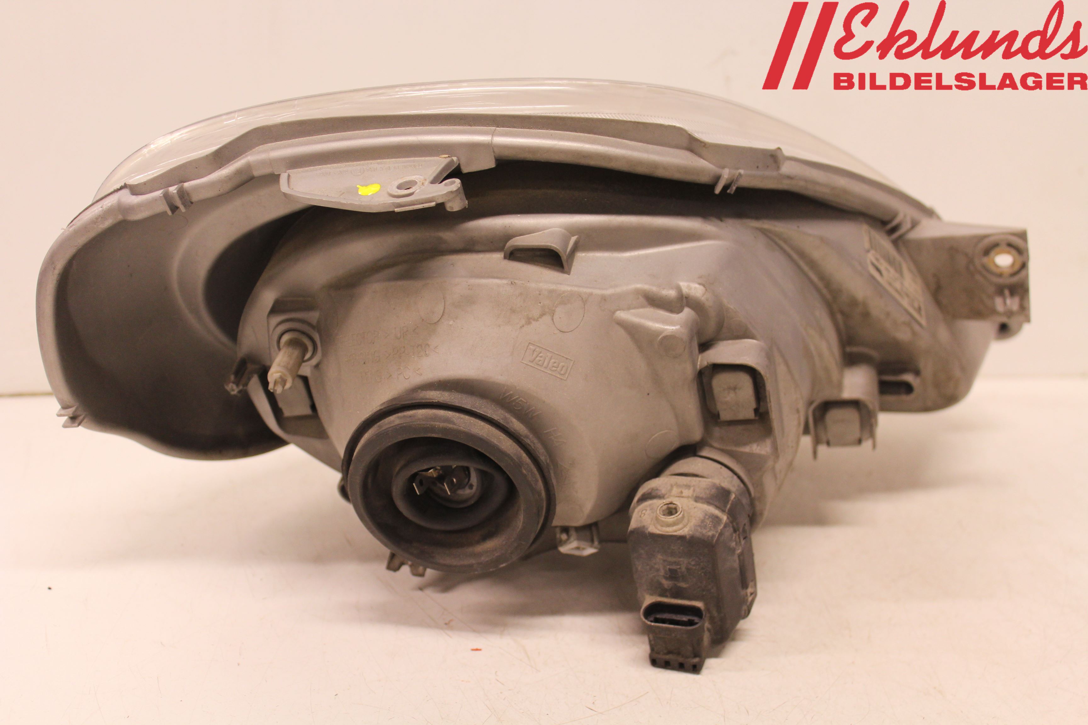 Nissan PRIMASTAR Strålkastare Vänster