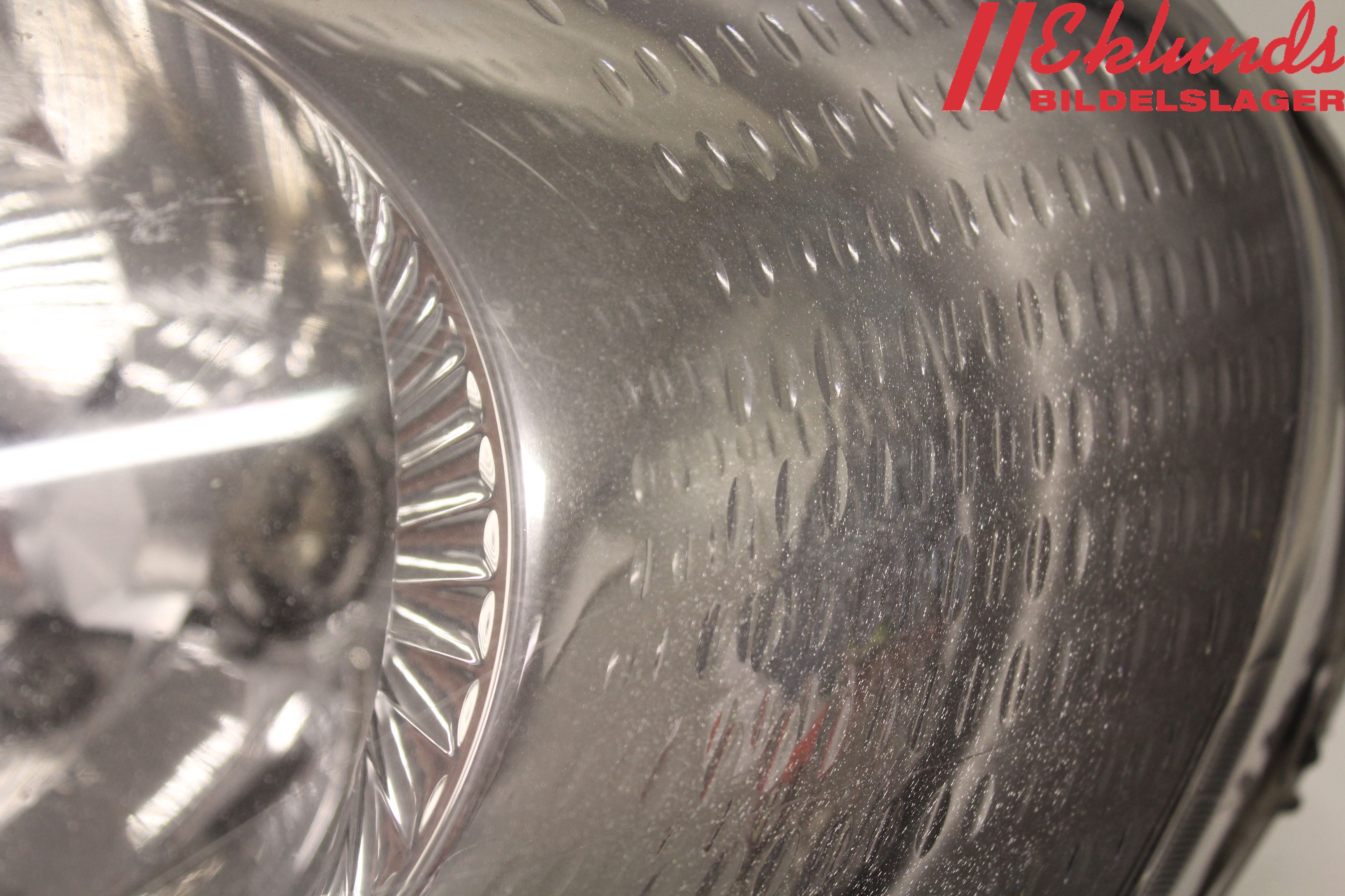 Nissan PRIMASTAR Strålkastare Vänster