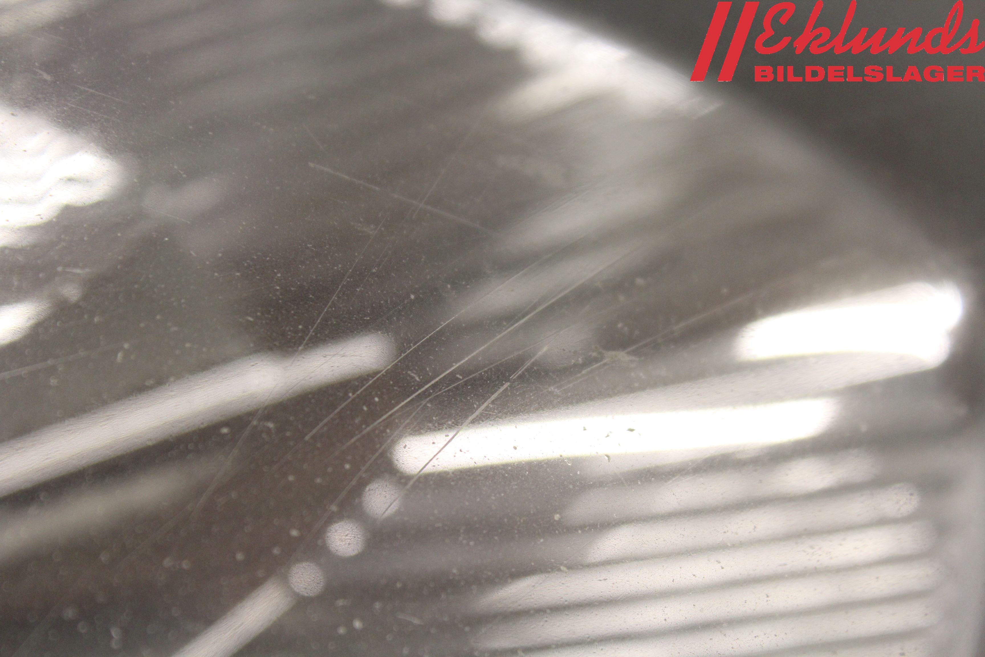 Nissan PRIMASTAR Strålkastare Höger