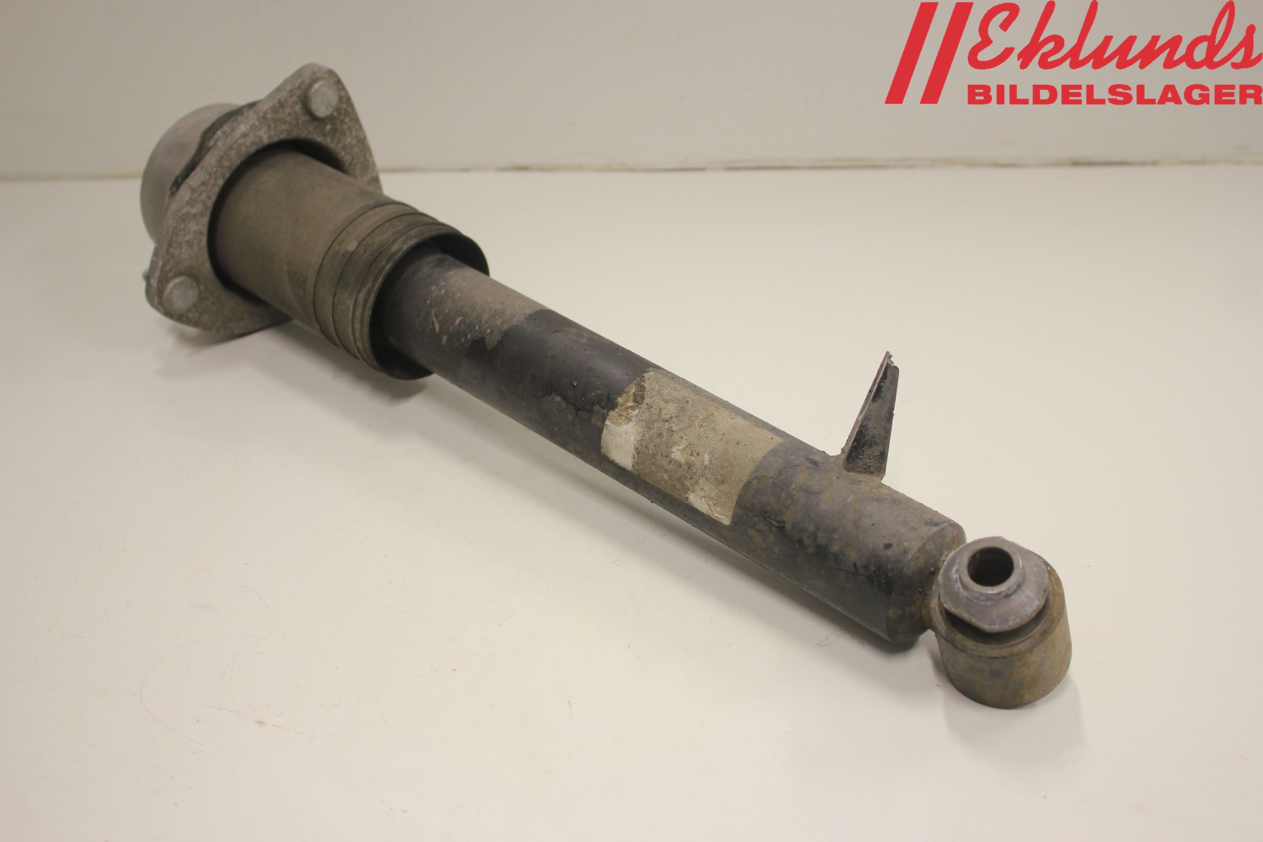 BMW X6 E71/E72   08-14 Stötdämpare Bak