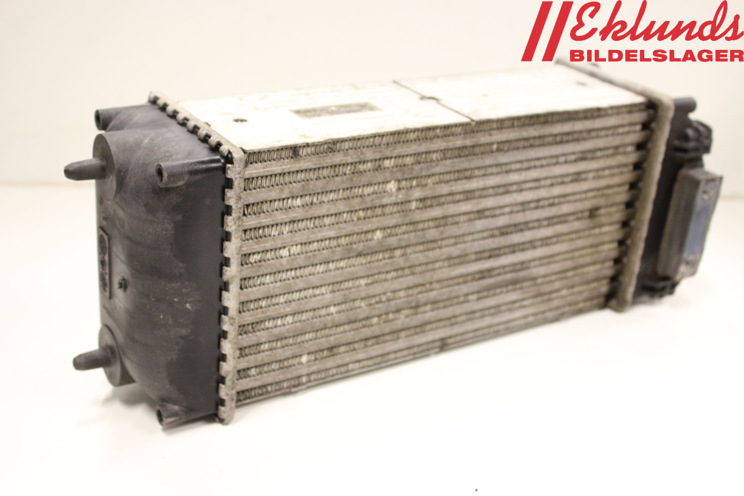 Citroen C4 I   05-10 Laddluft-Intercooler Kyl