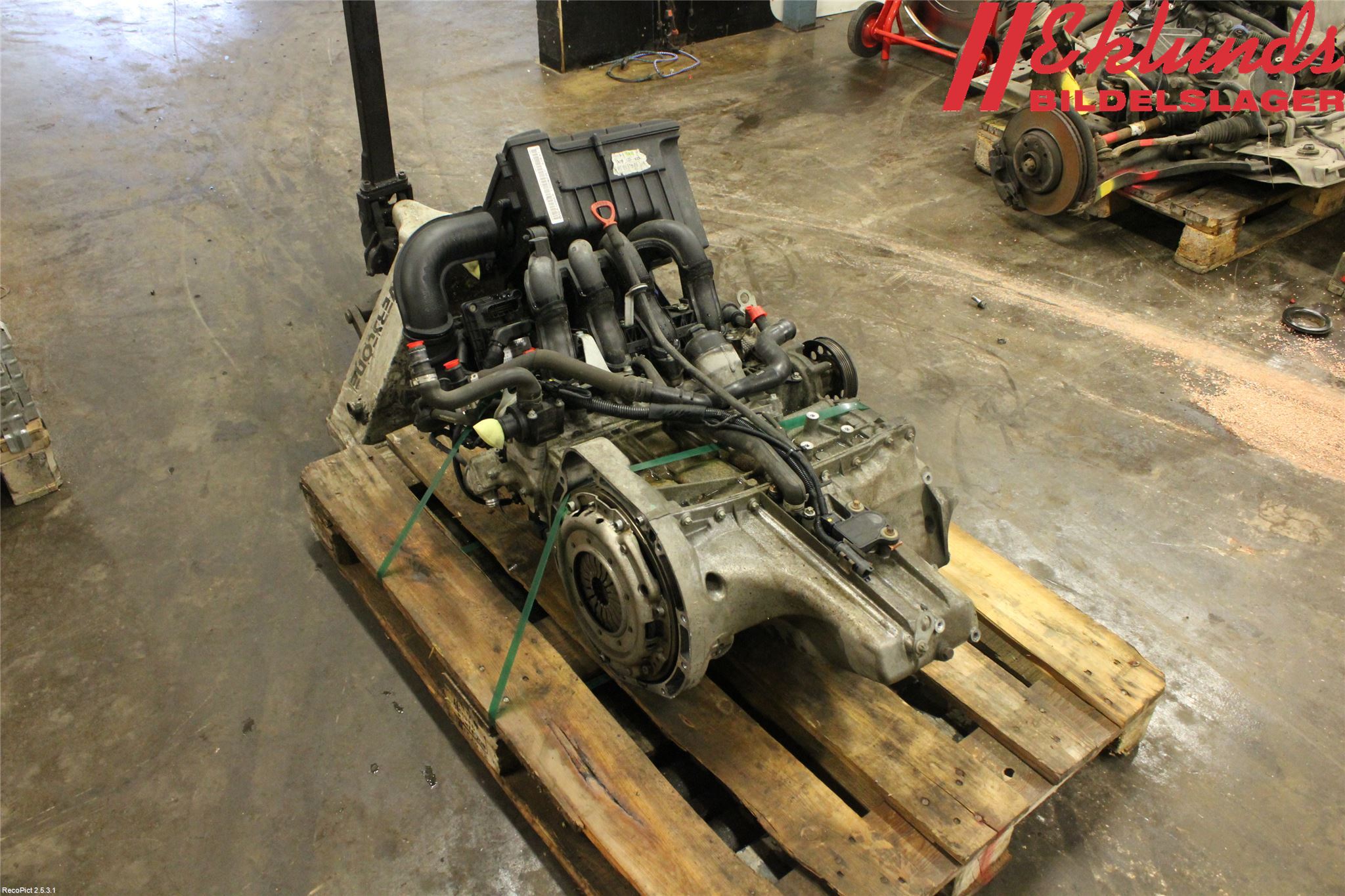 Mercedes-Benz MB A-KLASS (W168) 98-04 Motor Bensin