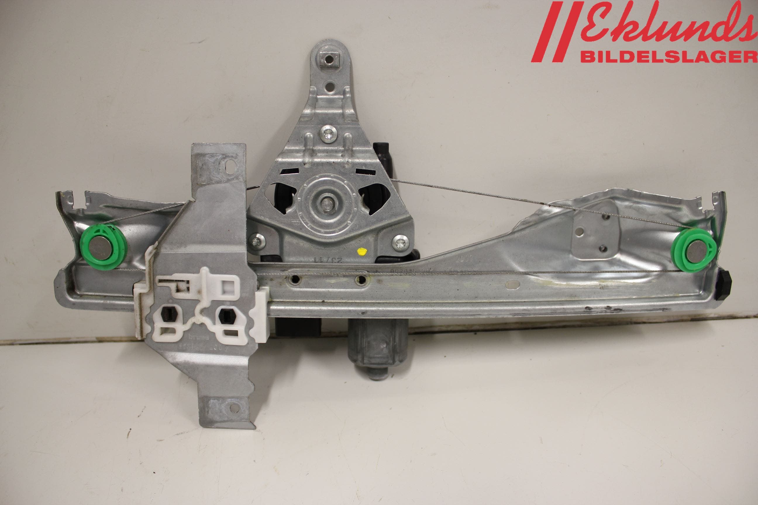 Peugeot 308 08-13 Fönsterhiss El Kompl