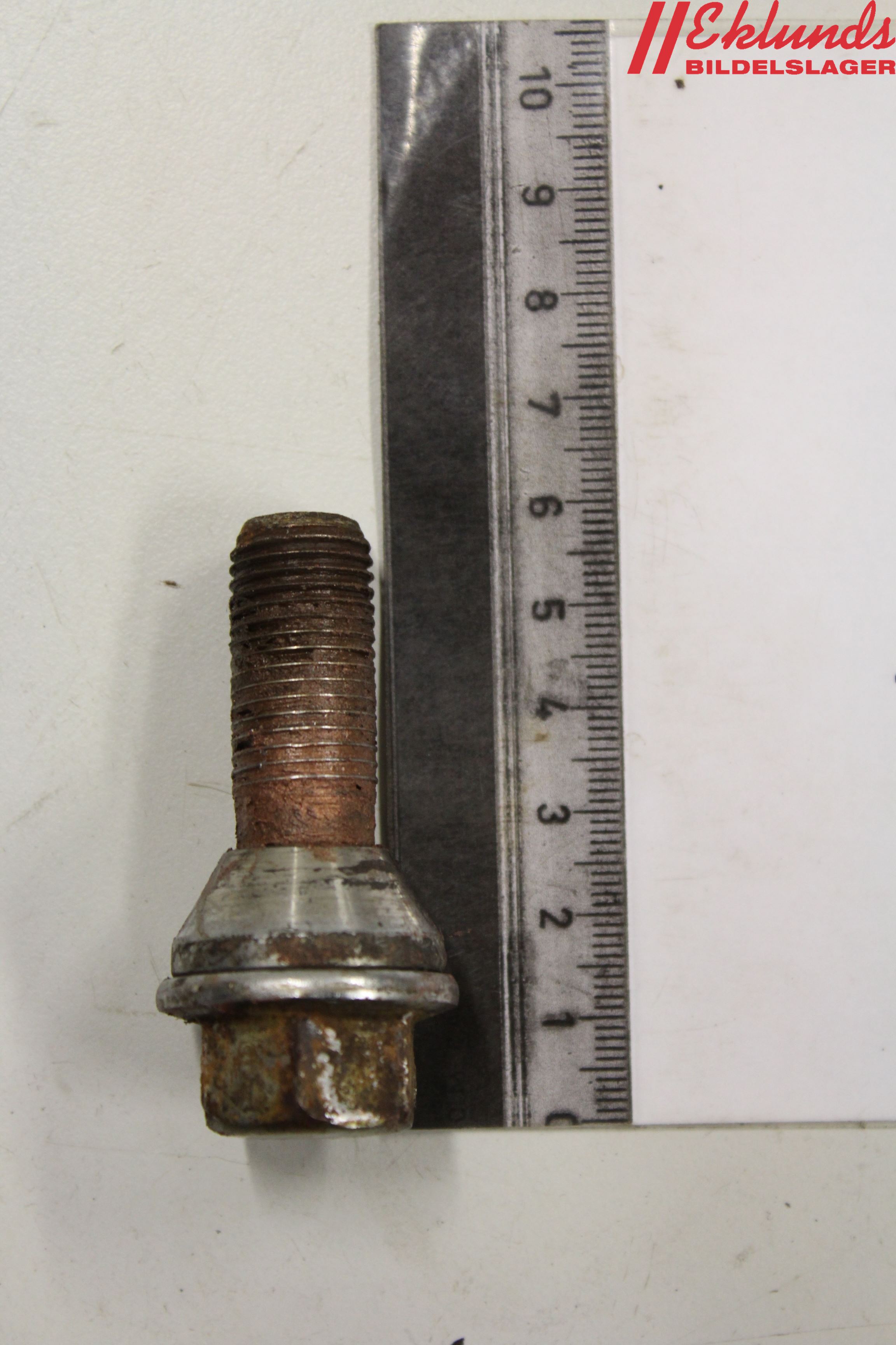 Volvo XC90 03-06 Hjulmutter-Bult-Sats