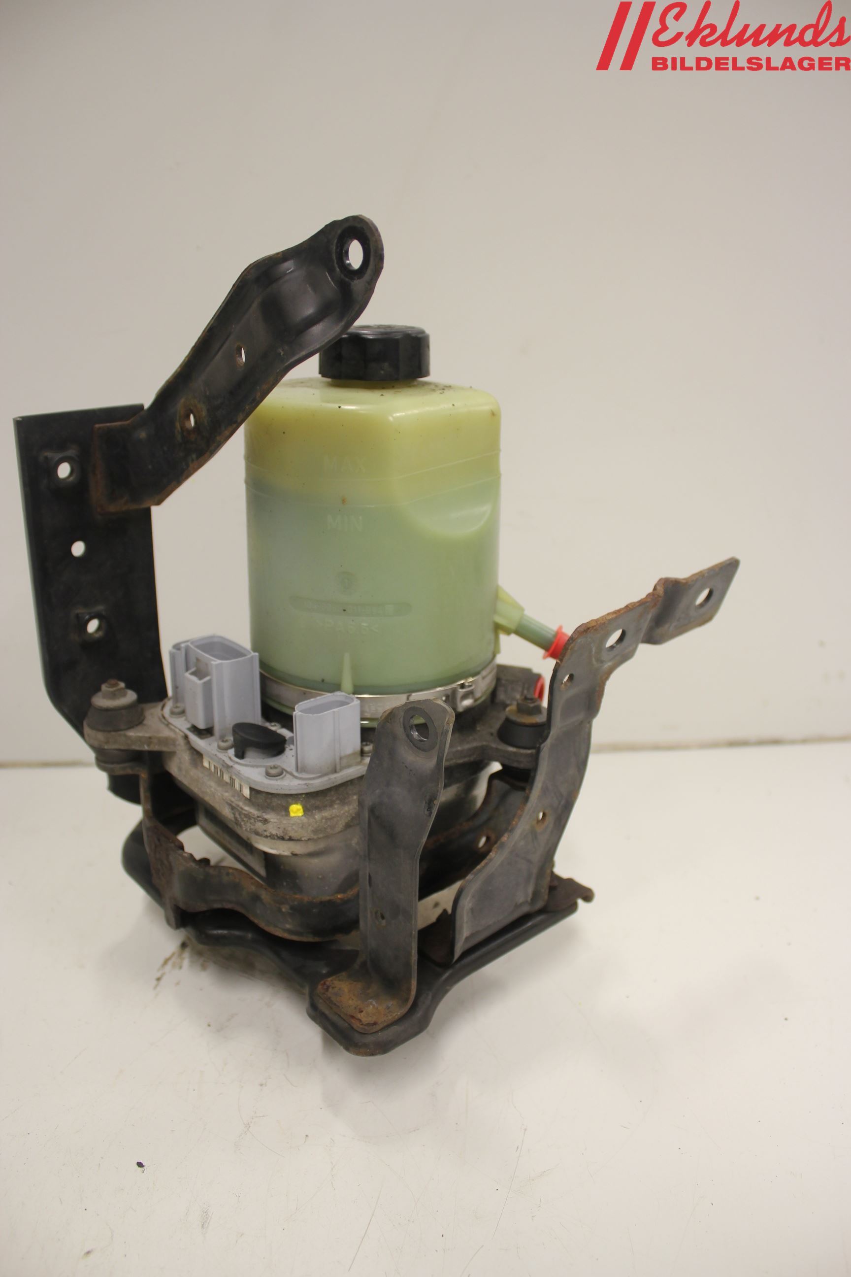 Ford FOCUS     04-07 Styrservo Pump Elektrisk