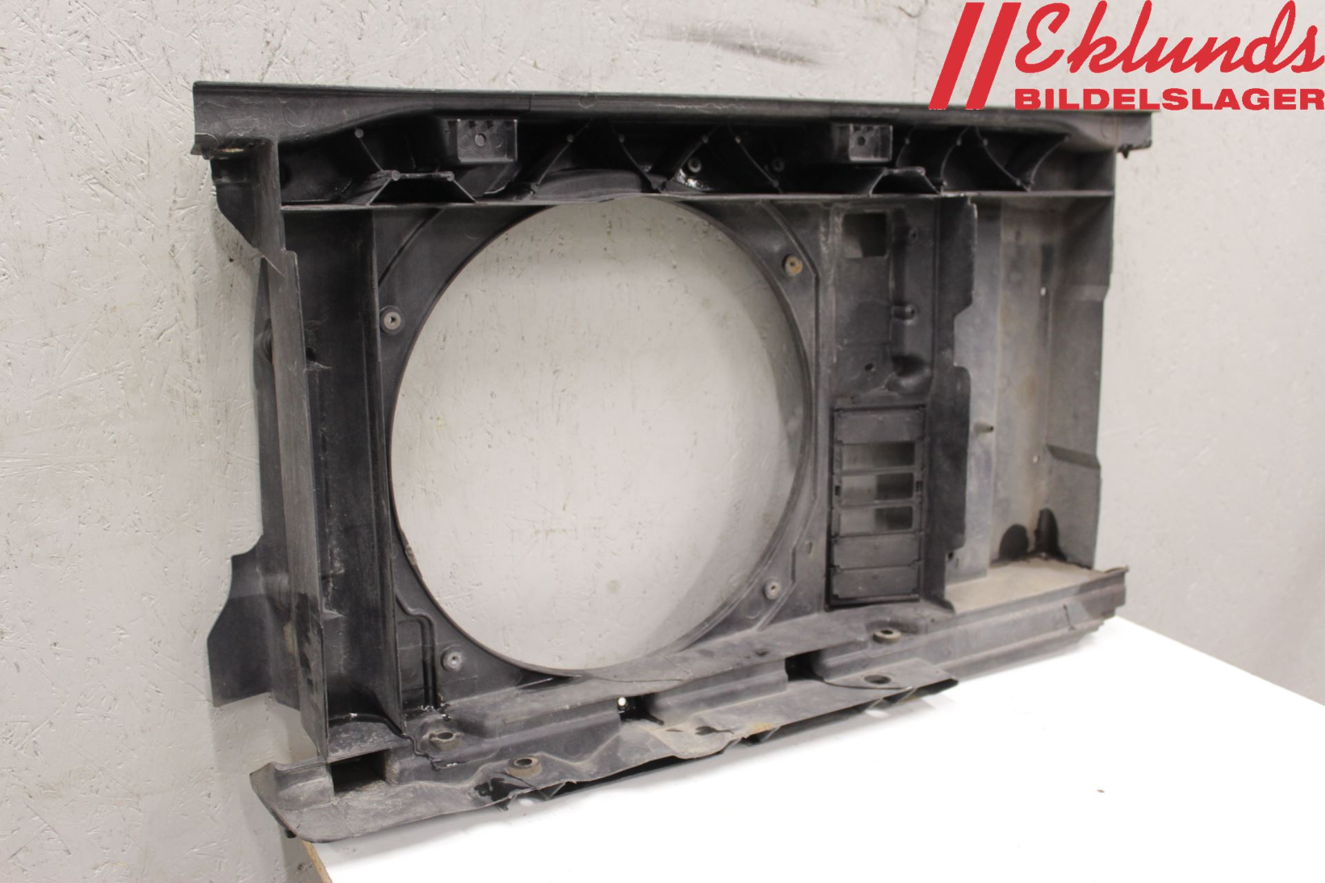 Peugeot 307     01-05 Kylfläktkåpa