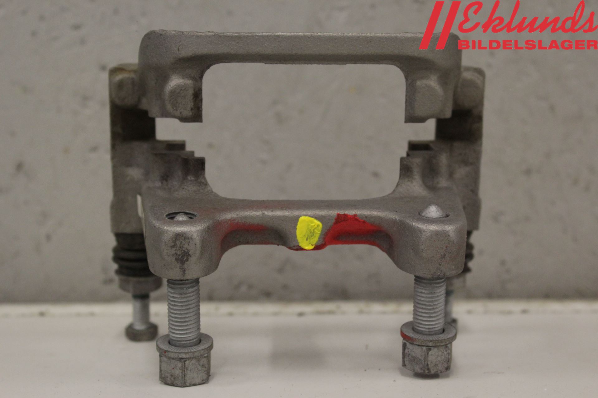 Volkswagen VW CADDY 11-15 Bromsokshållare