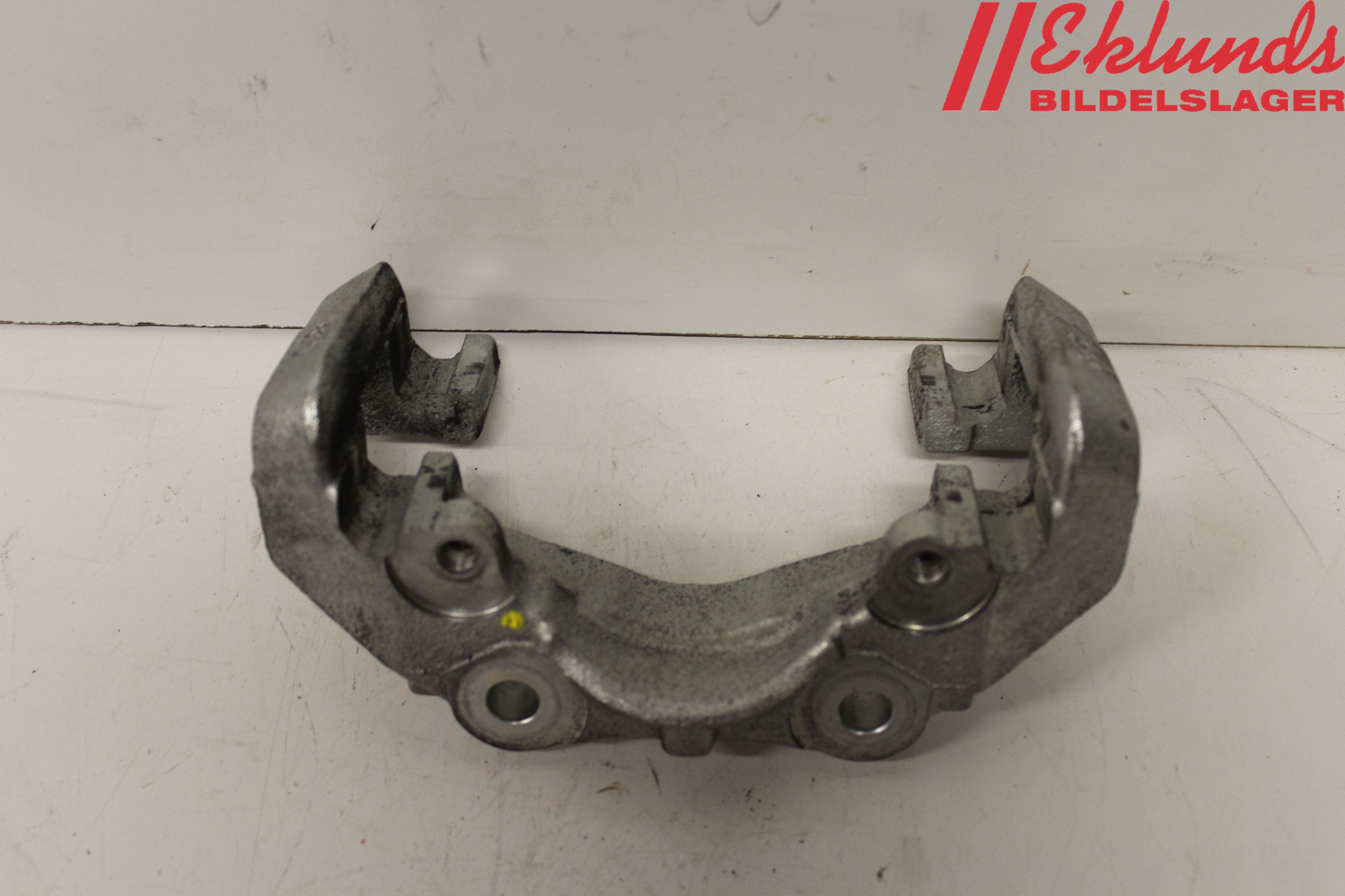 Citroen BERLINGO 08-18 Bromsokshållare