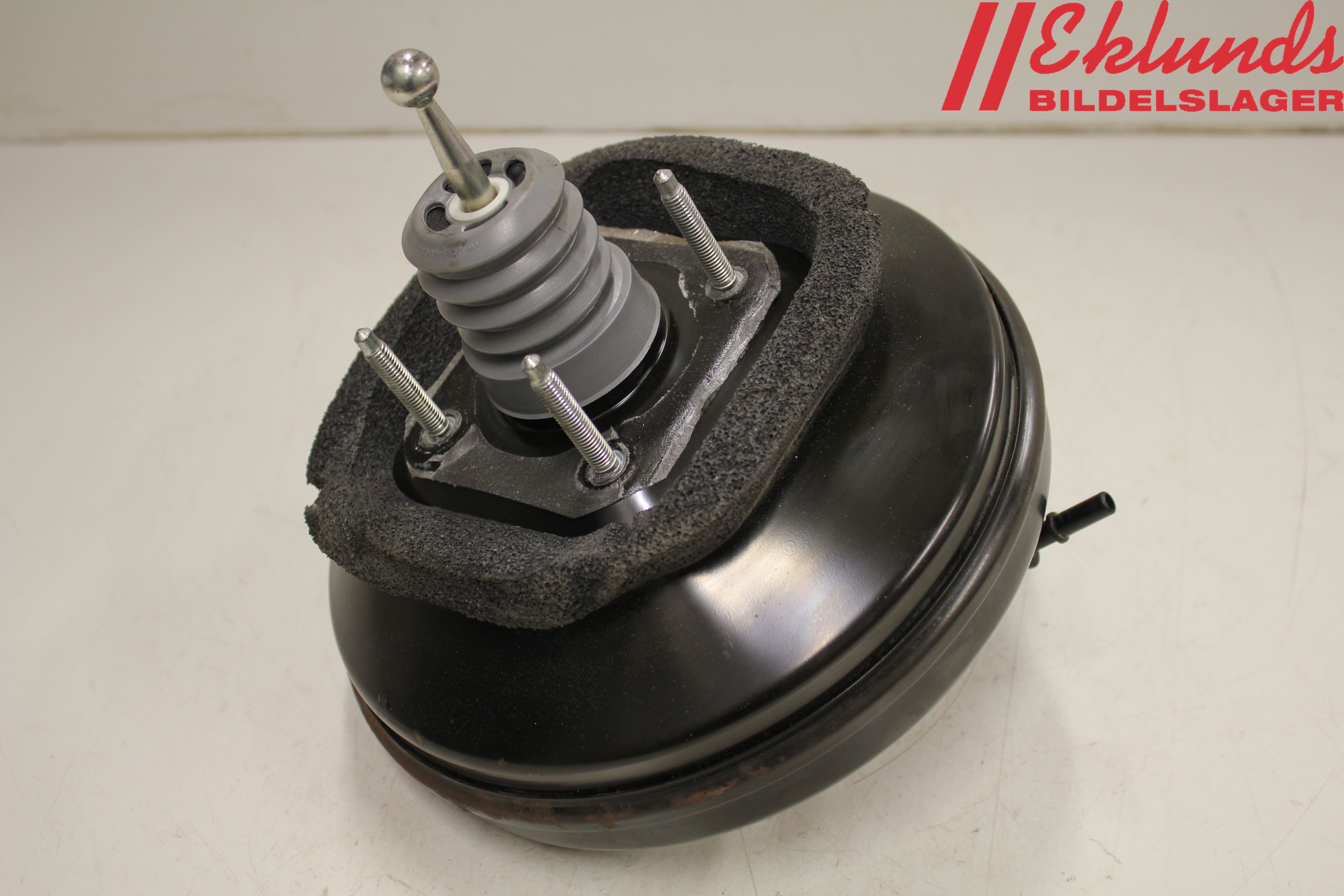 Citroen C3 10-17 Bromsservo