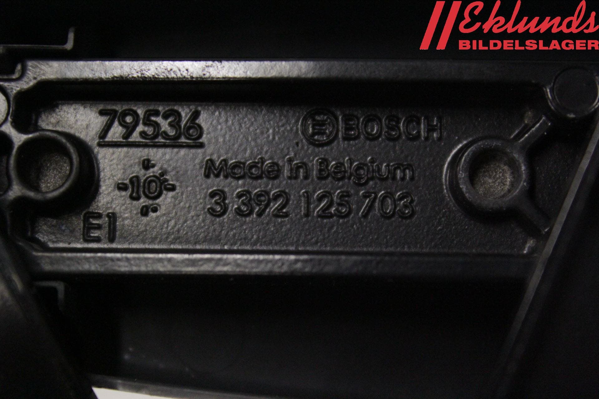 Mercedes-Benz MB E-KLASS (W212) 09-16 Torkararm Armar Vindruta