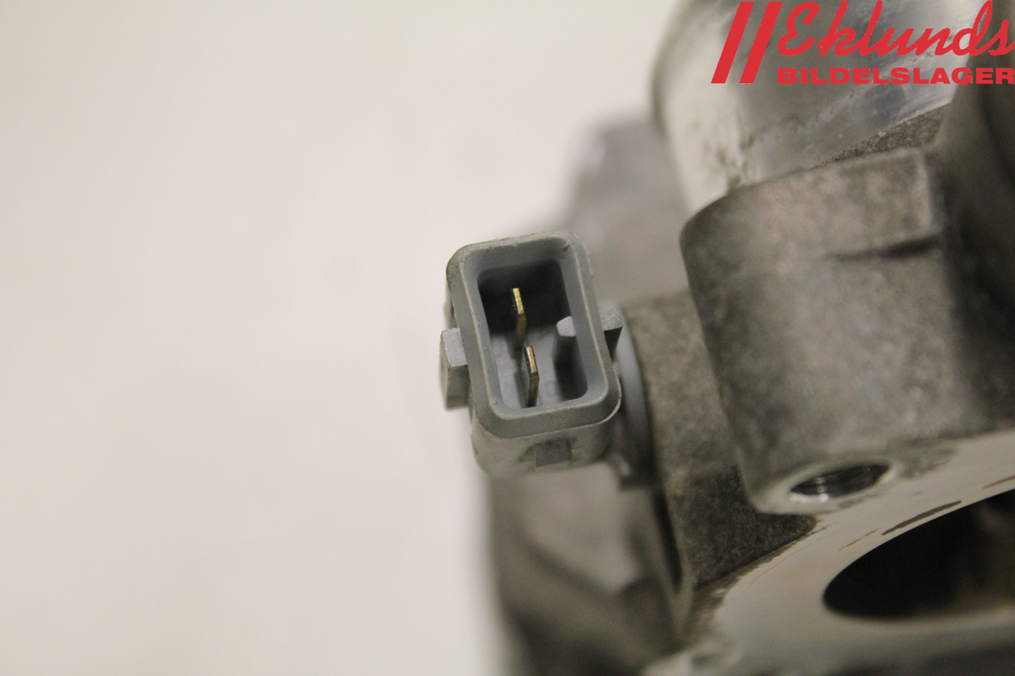 Peugeot 307     01-05 Injspjällhus