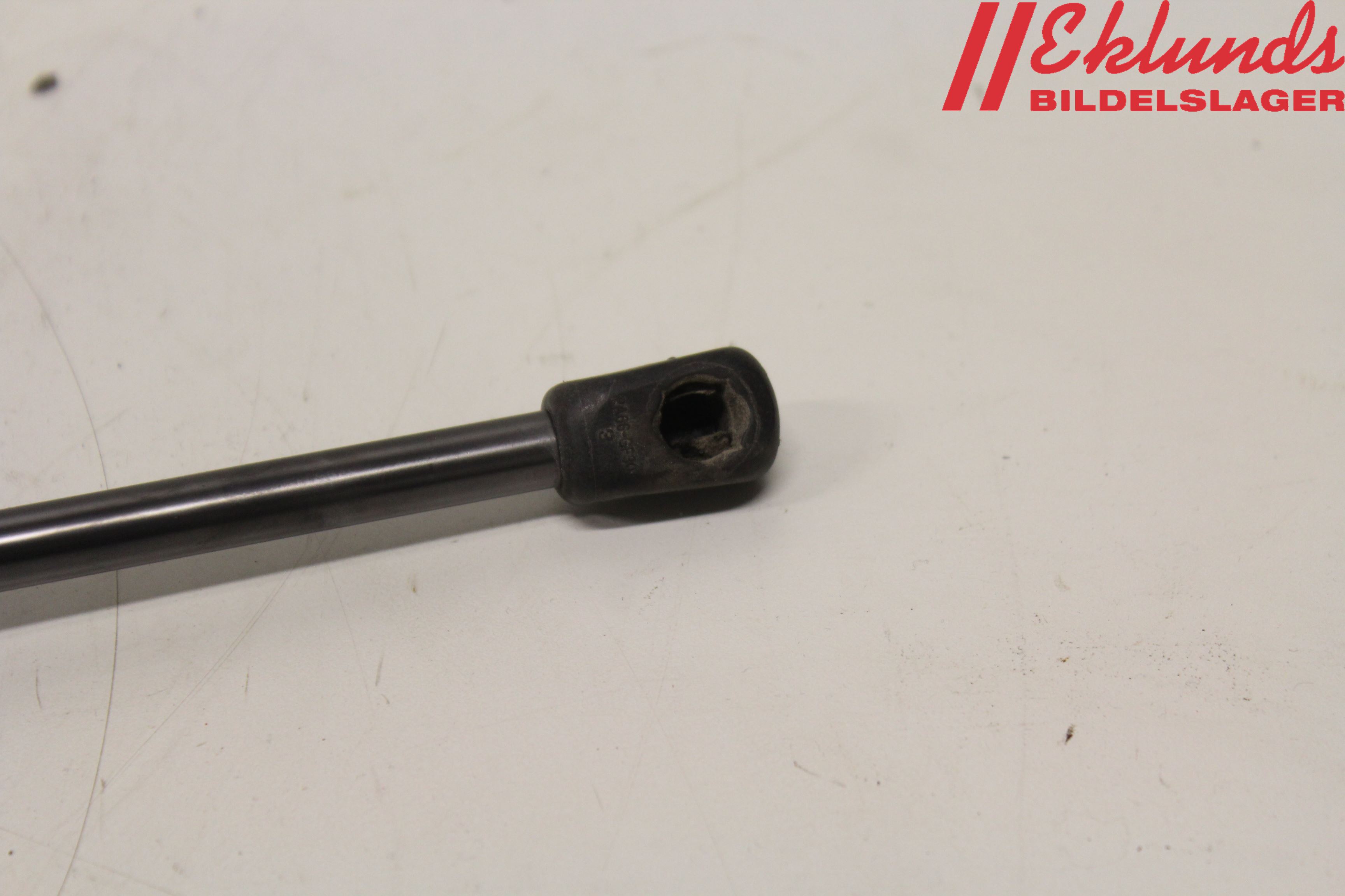 Hyundai i40 08-15 Gasfjäder Baklucka