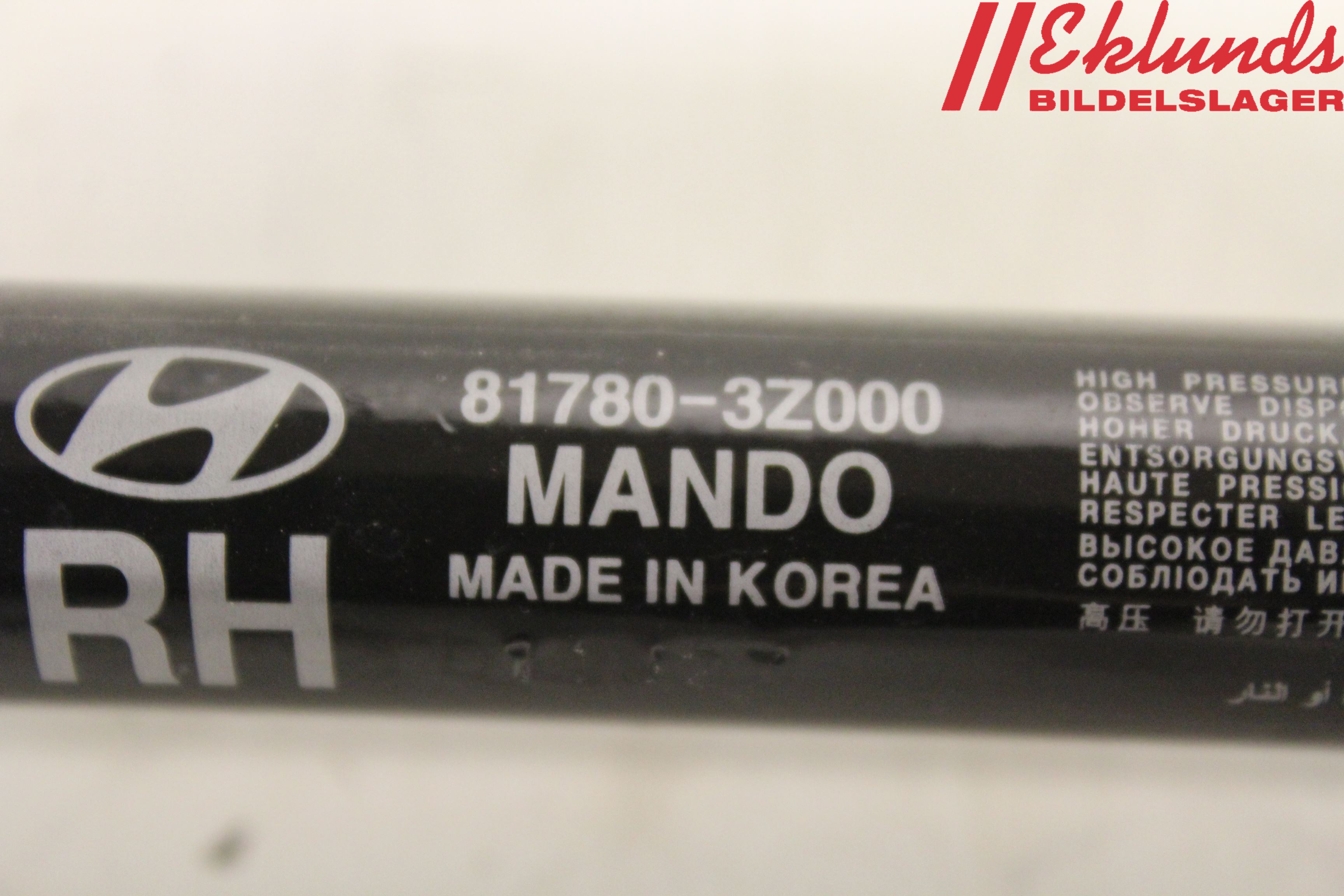 Hyundai i40 08-15 Gasfjäder Baklucka