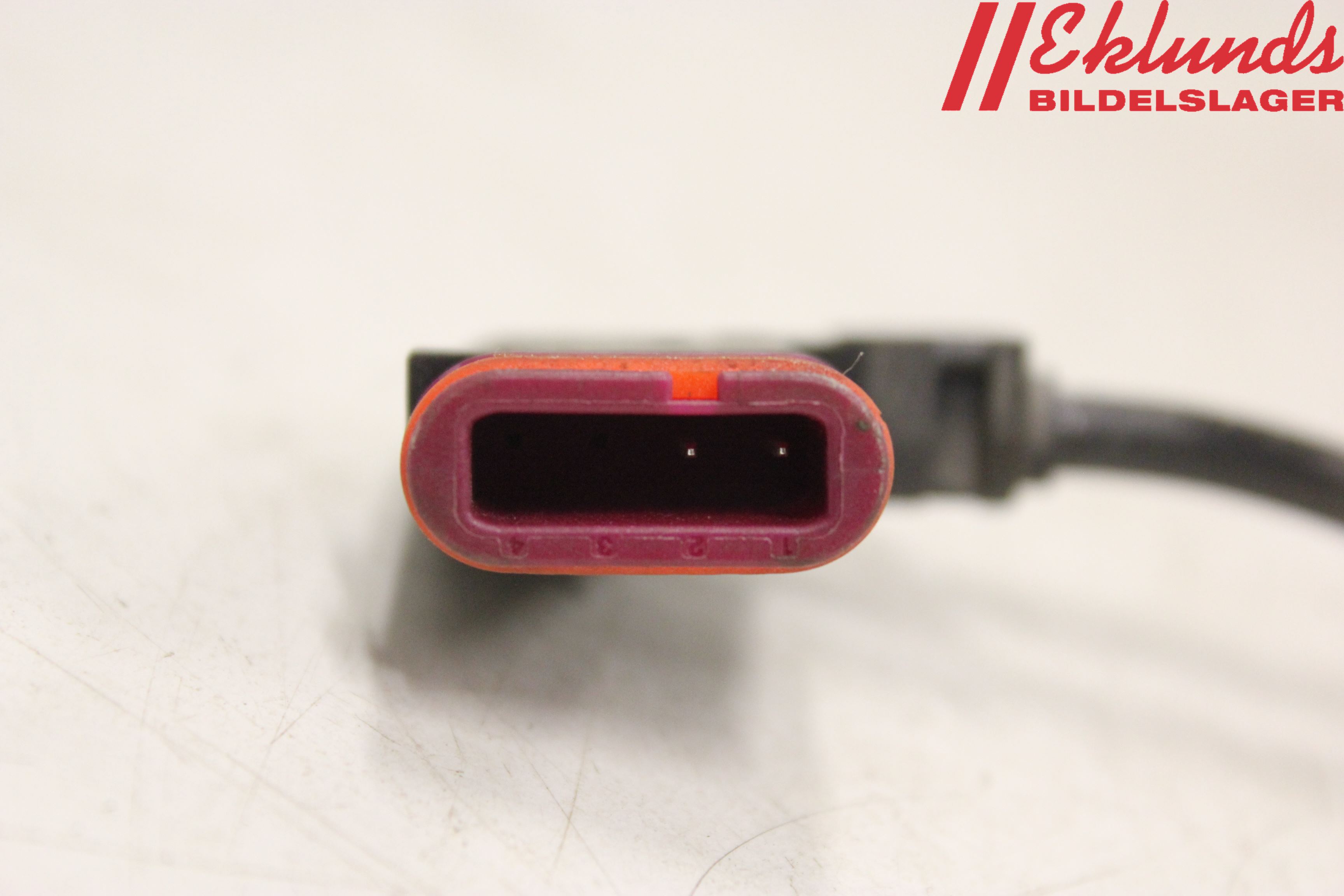 Mercedes-Benz MB E-KLASS (W212) 09-16 Abs Sensor