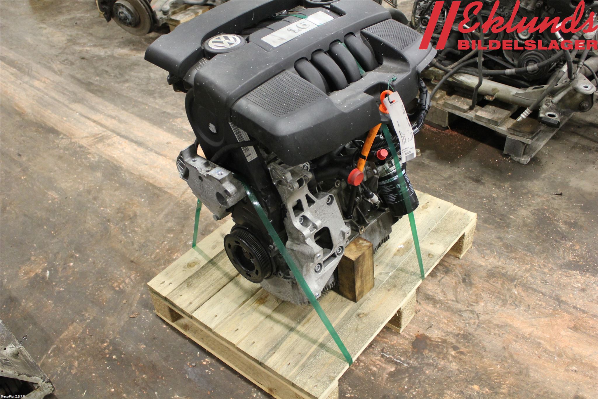 Volkswagen VW GOLF VI 09-13 Motor Bensin