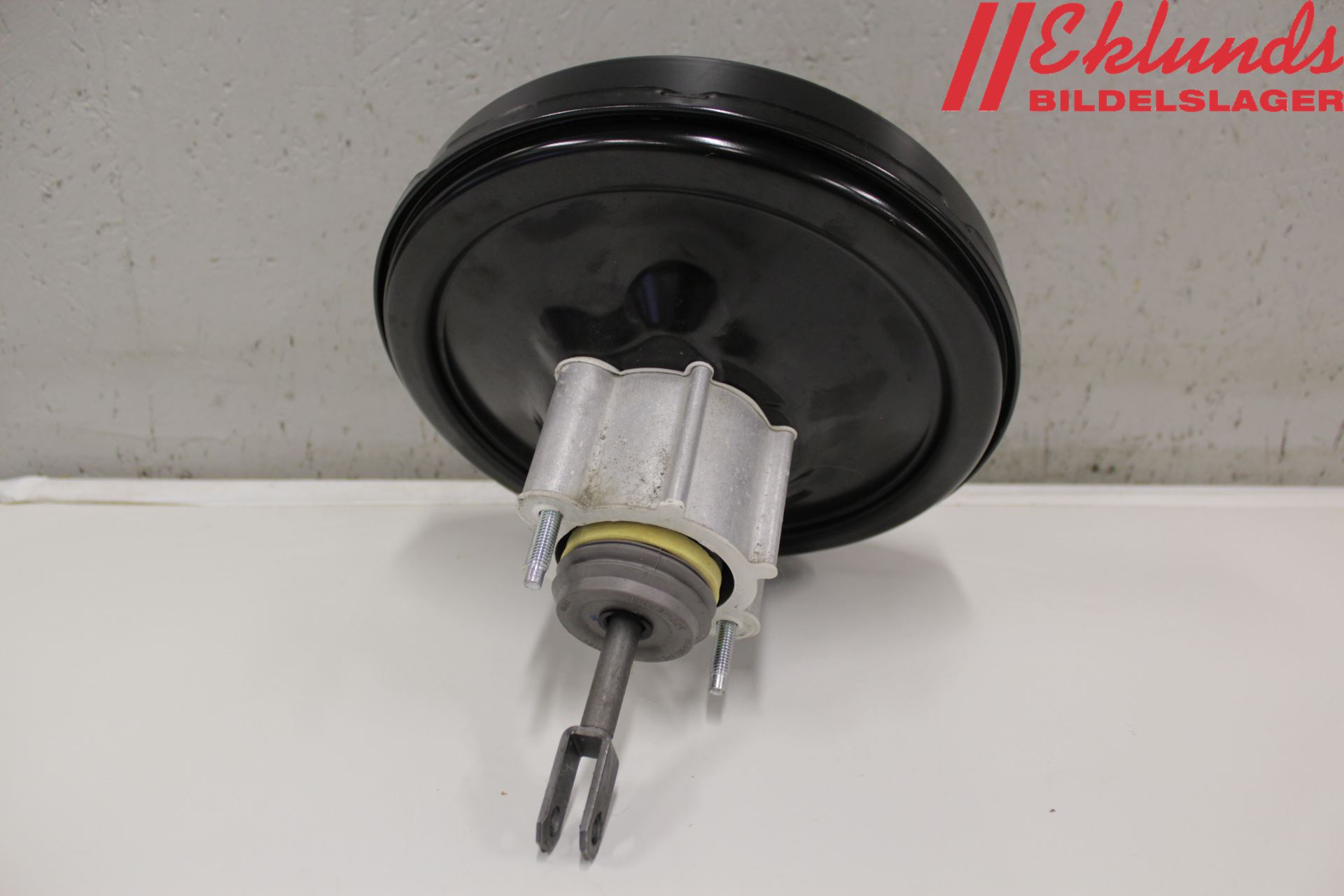 Mini CLUBMAN R55 06-14 Bromsservo